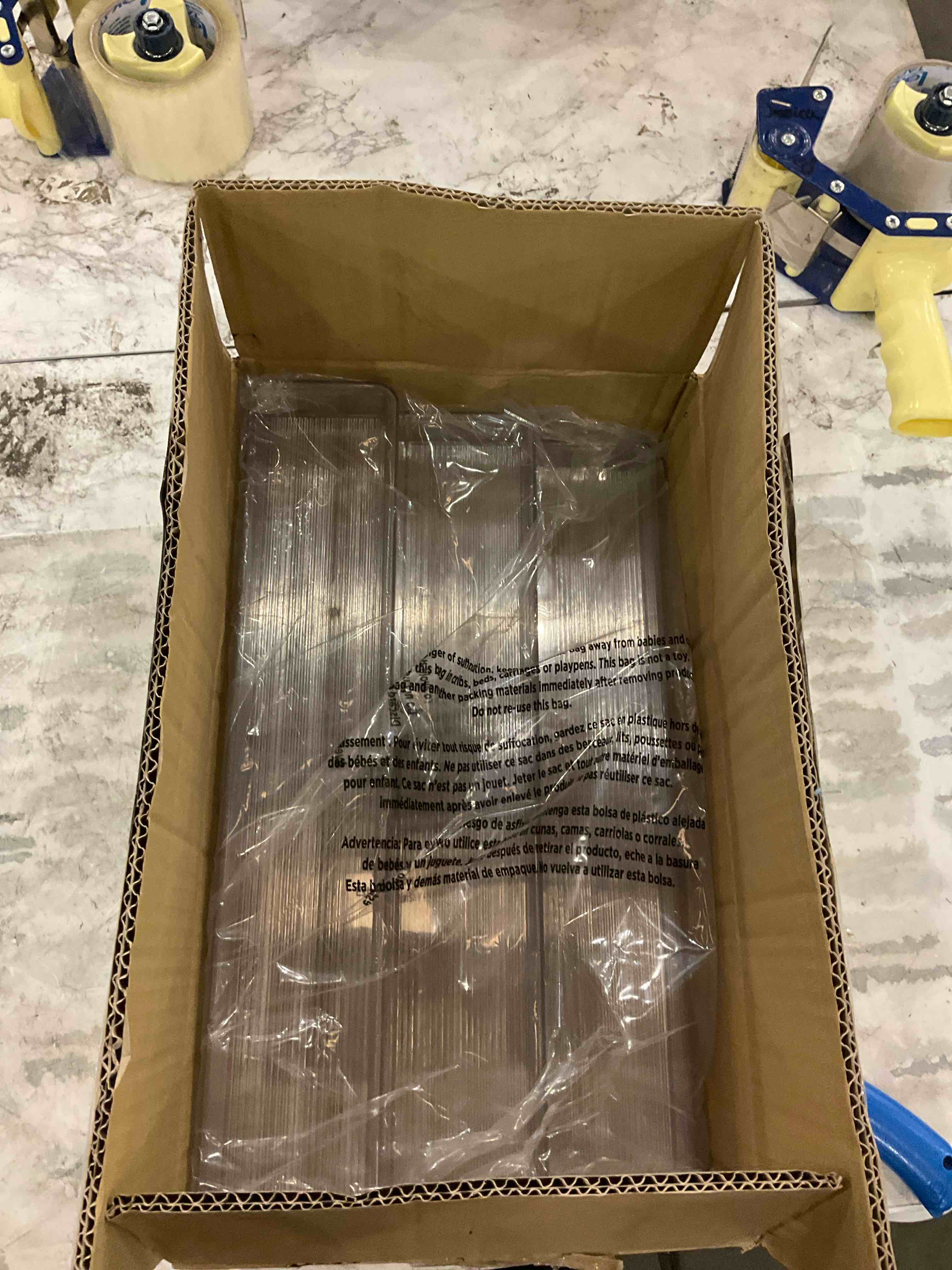 https://s3.amazonaws.com/lotting-images-prod/BargainHunt/EXS01541783_1715775960398.jpeg