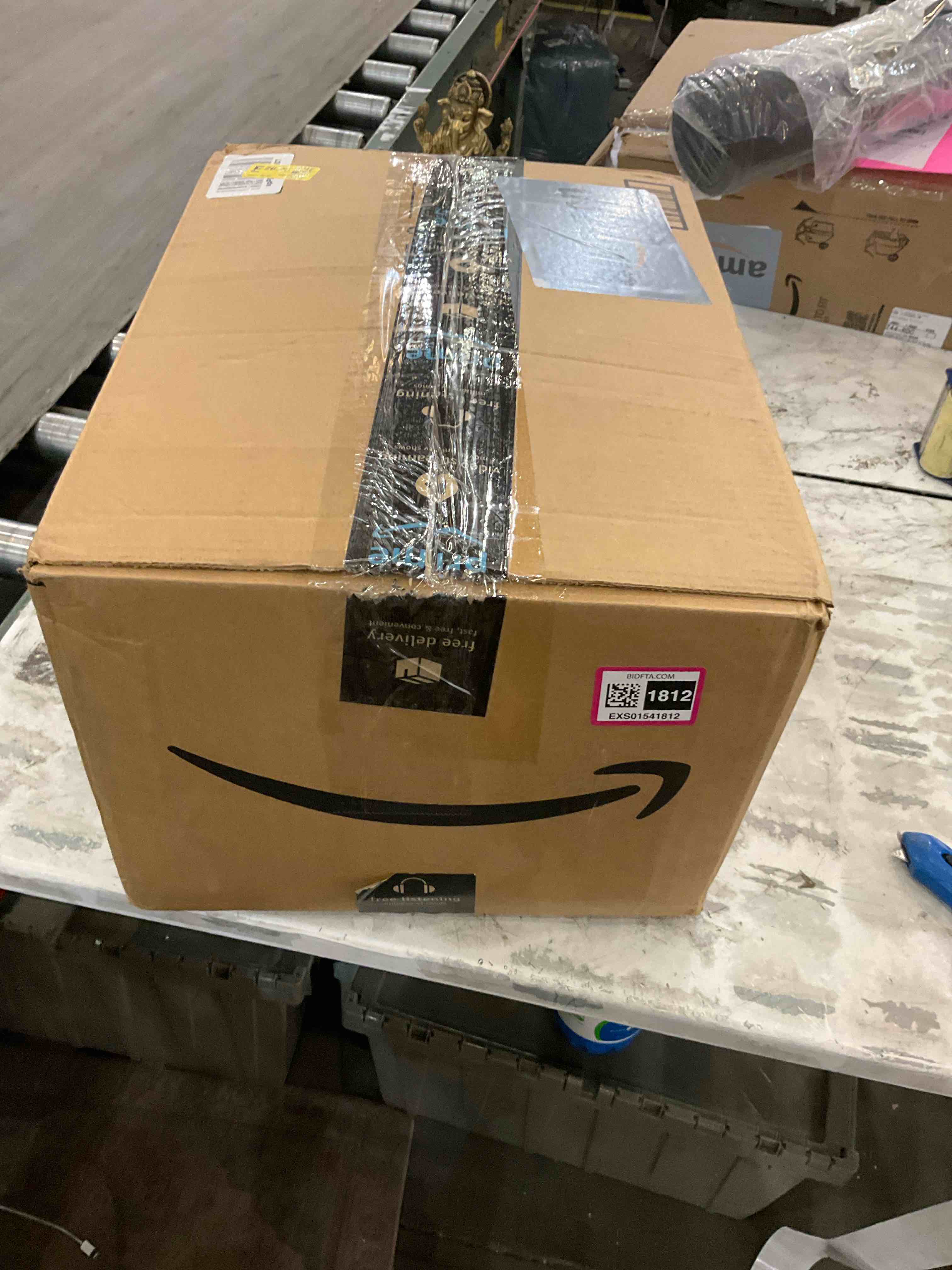 https://s3.amazonaws.com/lotting-images-prod/BargainHunt/EXS01541812_1715782496348.jpeg
