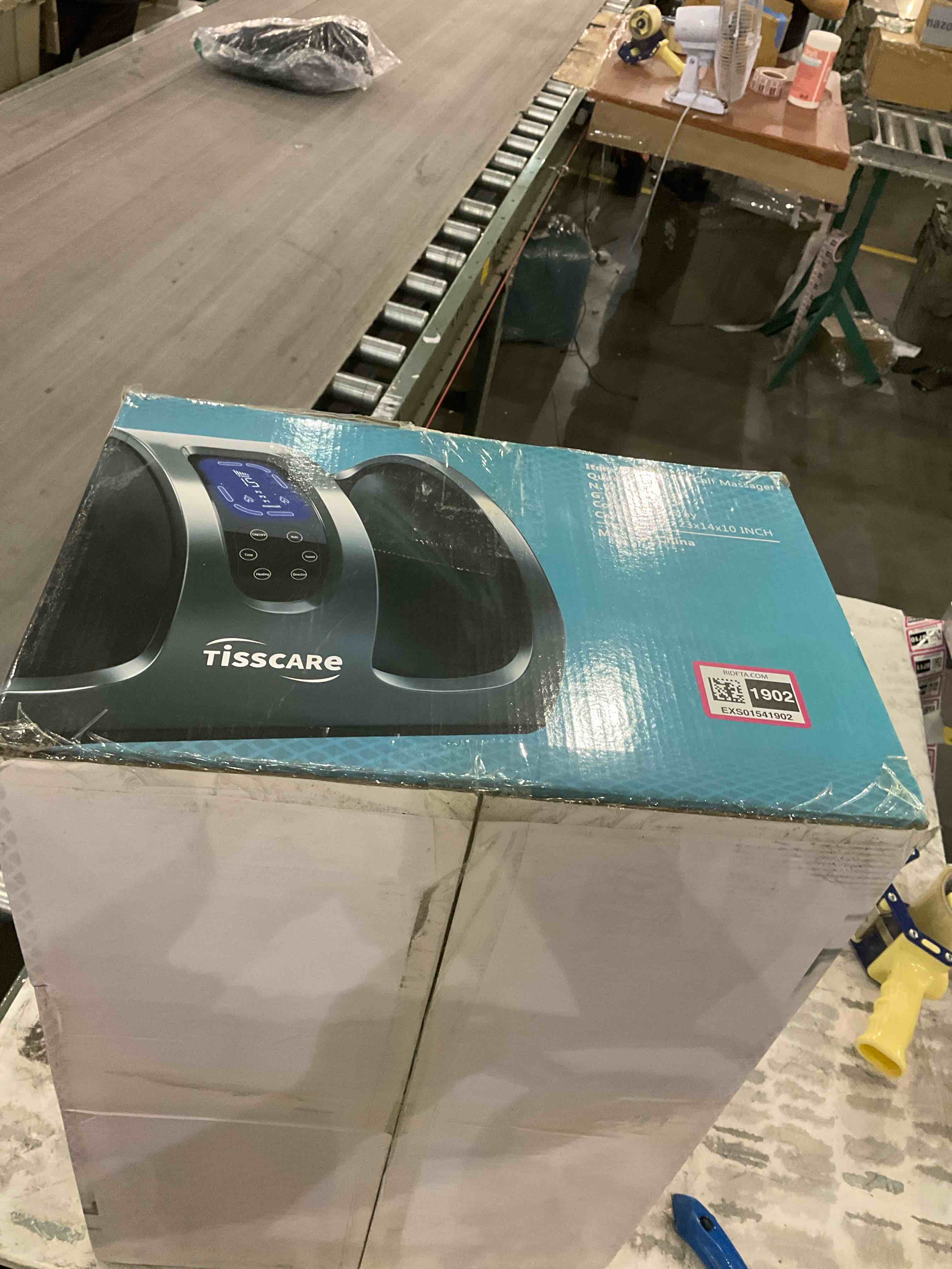 https://s3.amazonaws.com/lotting-images-prod/BargainHunt/EXS01541902_1715945129763.jpeg