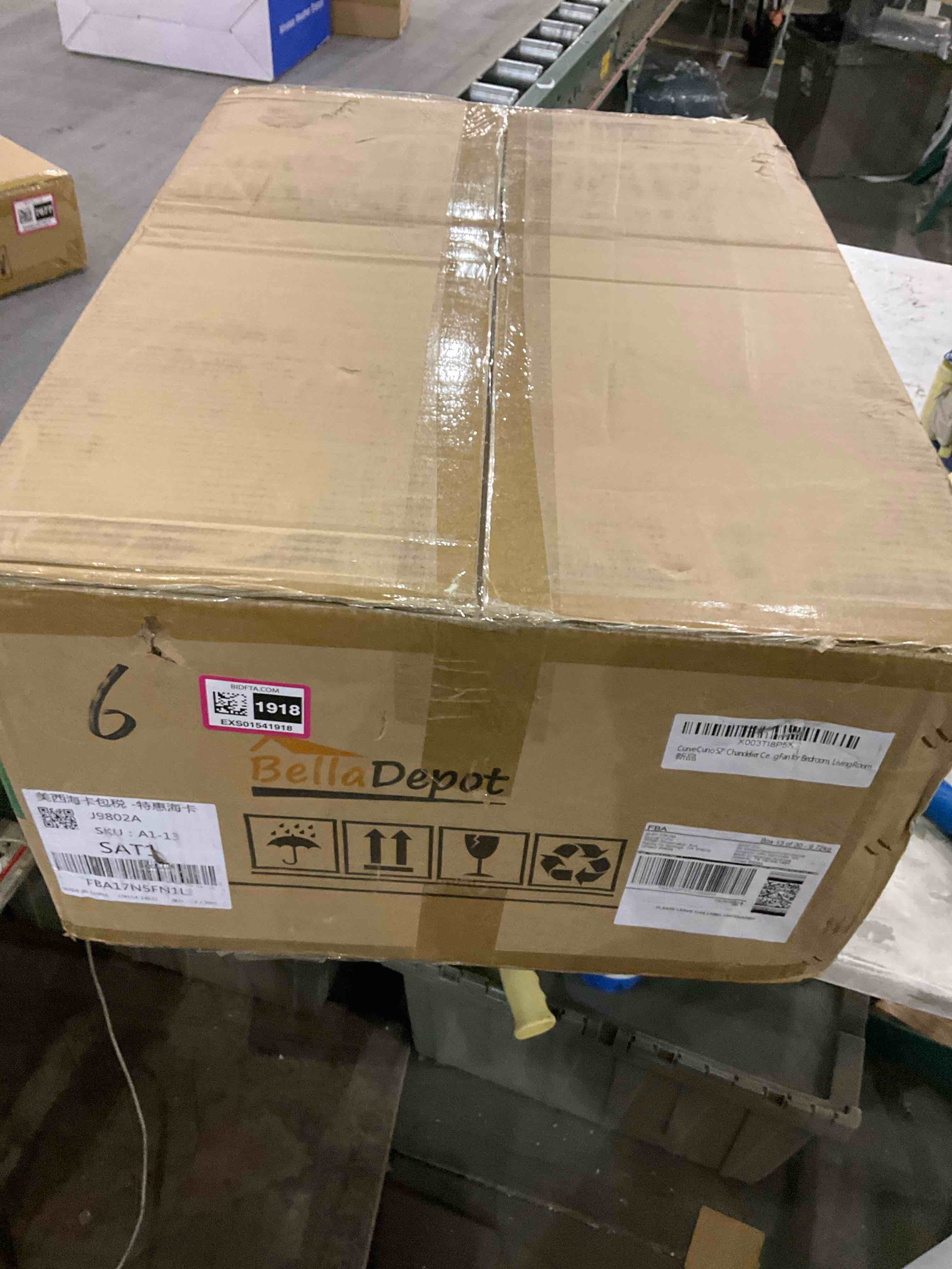 https://s3.amazonaws.com/lotting-images-prod/BargainHunt/EXS01541918_1715946707037.jpeg