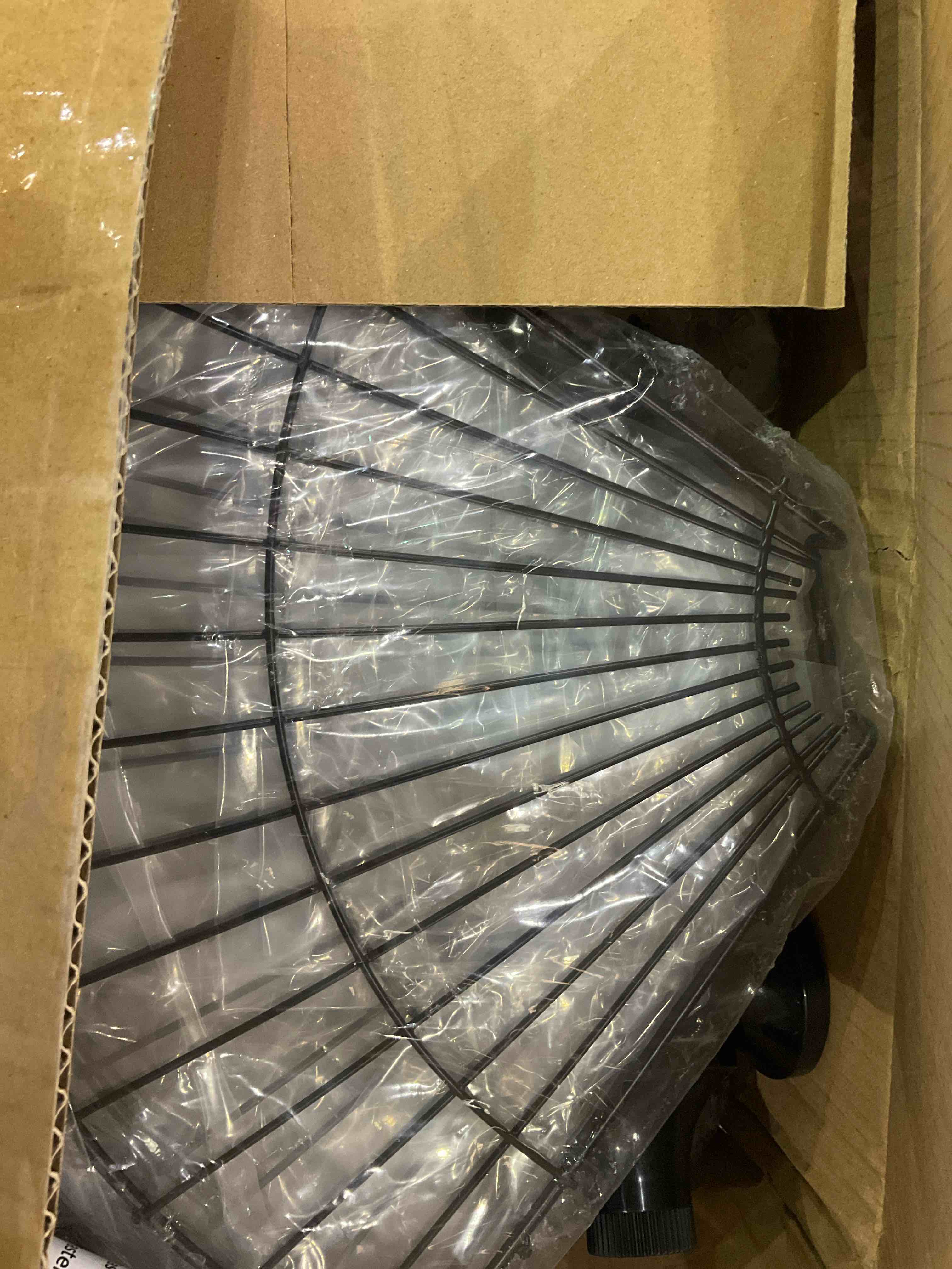 https://s3.amazonaws.com/lotting-images-prod/BargainHunt/EXS01542007_1715170306065.jpeg