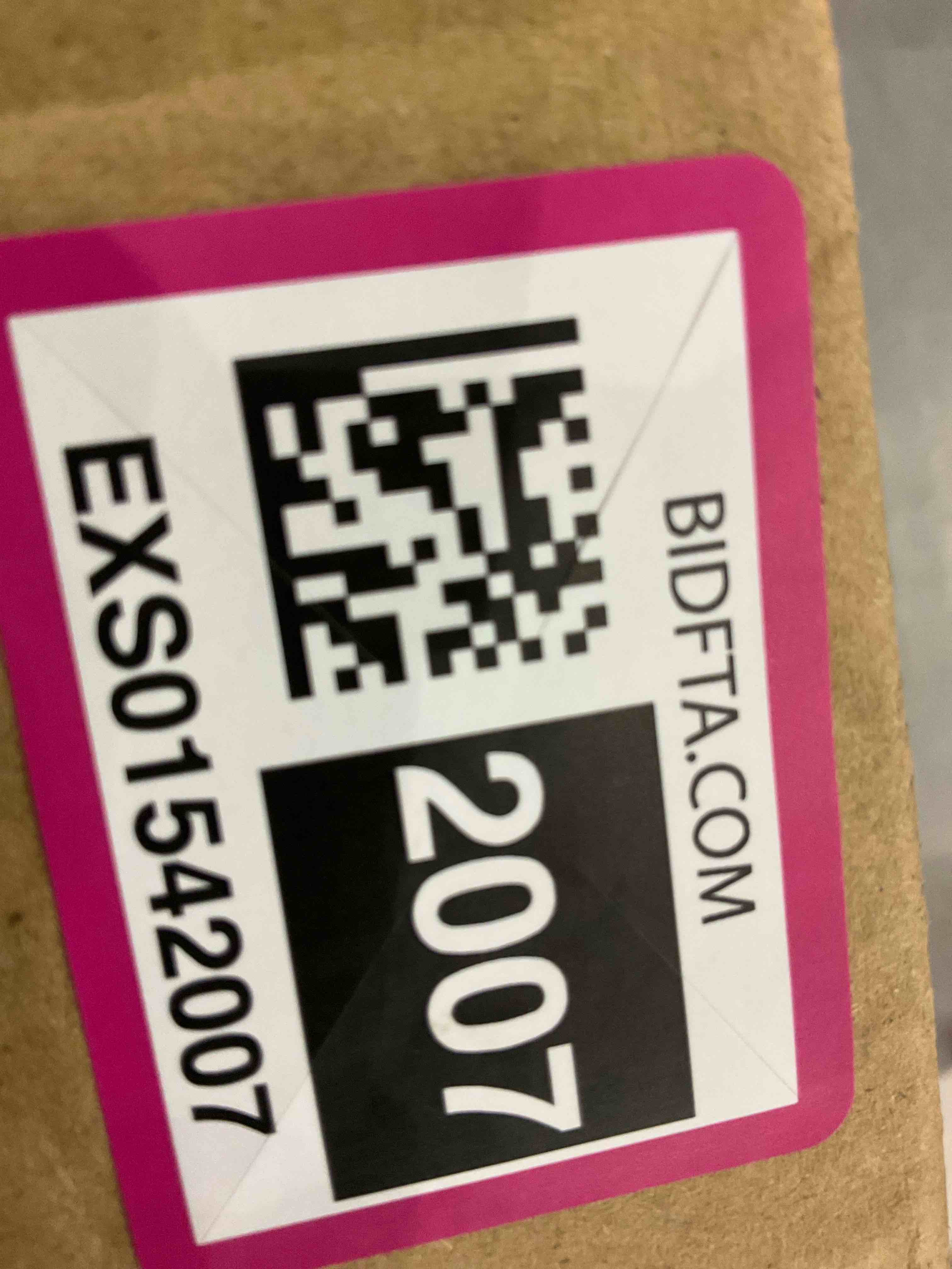 https://s3.amazonaws.com/lotting-images-prod/BargainHunt/EXS01542007_1715170353743.jpeg