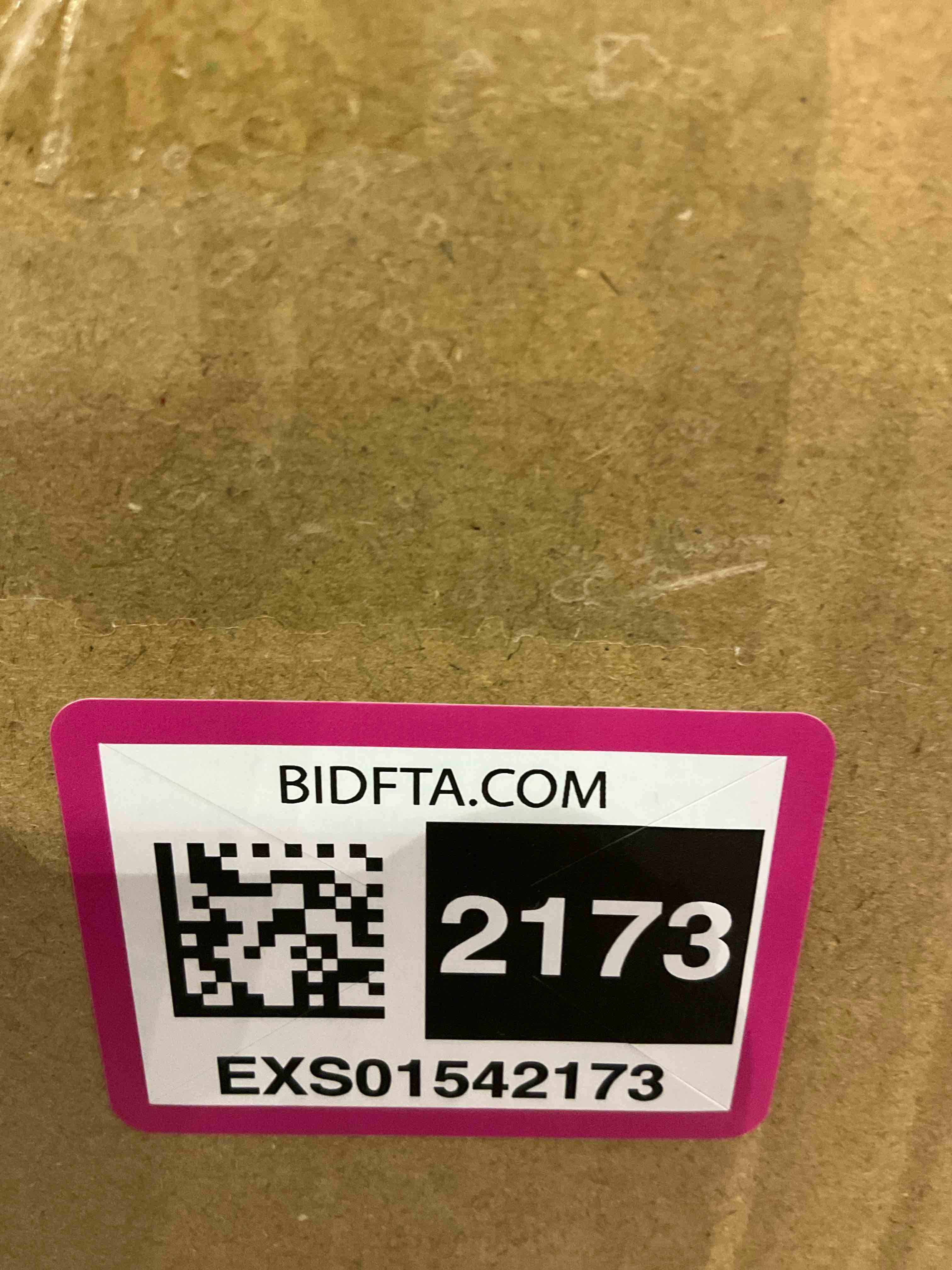 https://s3.amazonaws.com/lotting-images-prod/BargainHunt/EXS01542173_1715341541562.jpeg