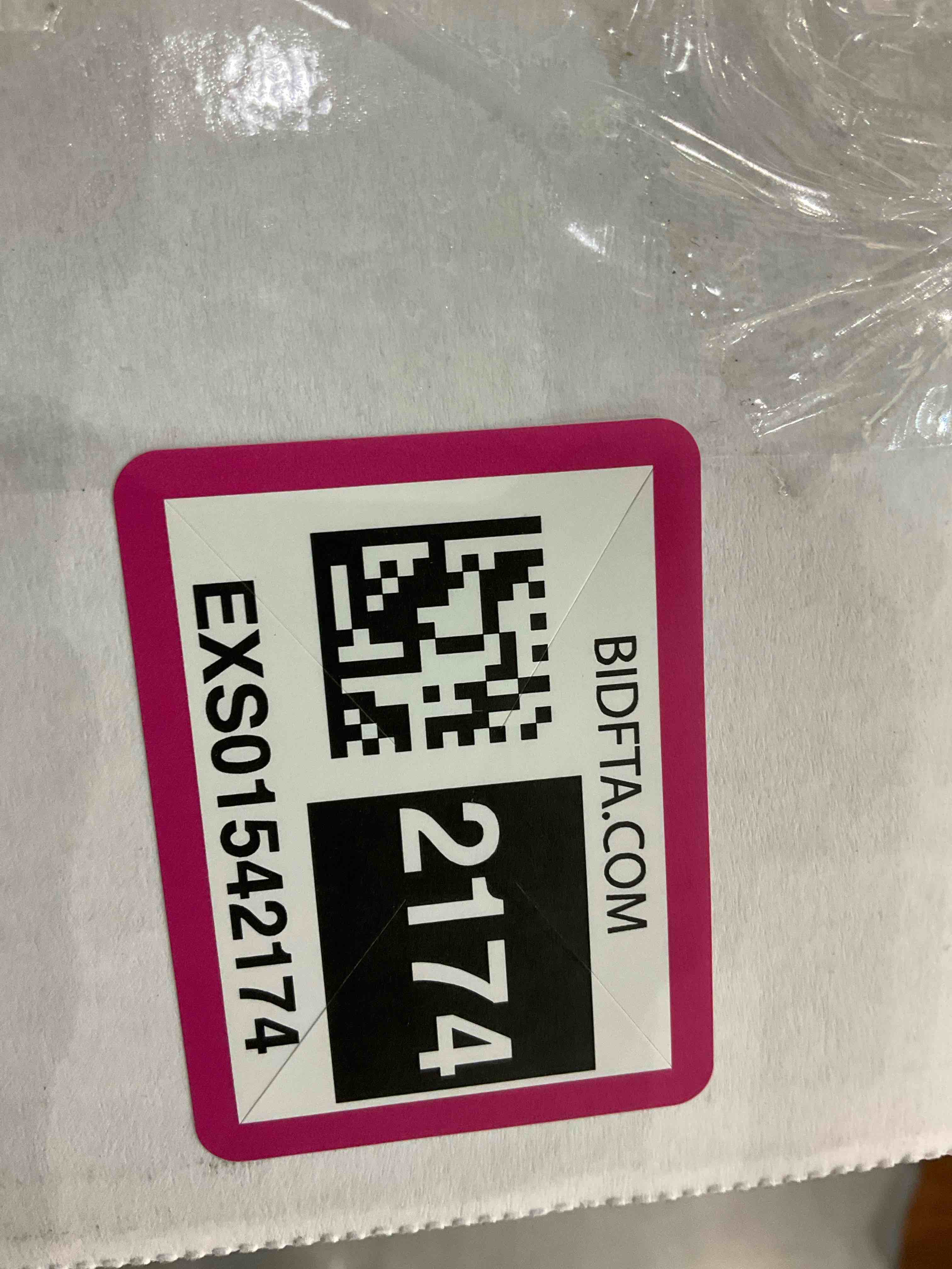 https://s3.amazonaws.com/lotting-images-prod/BargainHunt/EXS01542174_1715341635331.jpeg