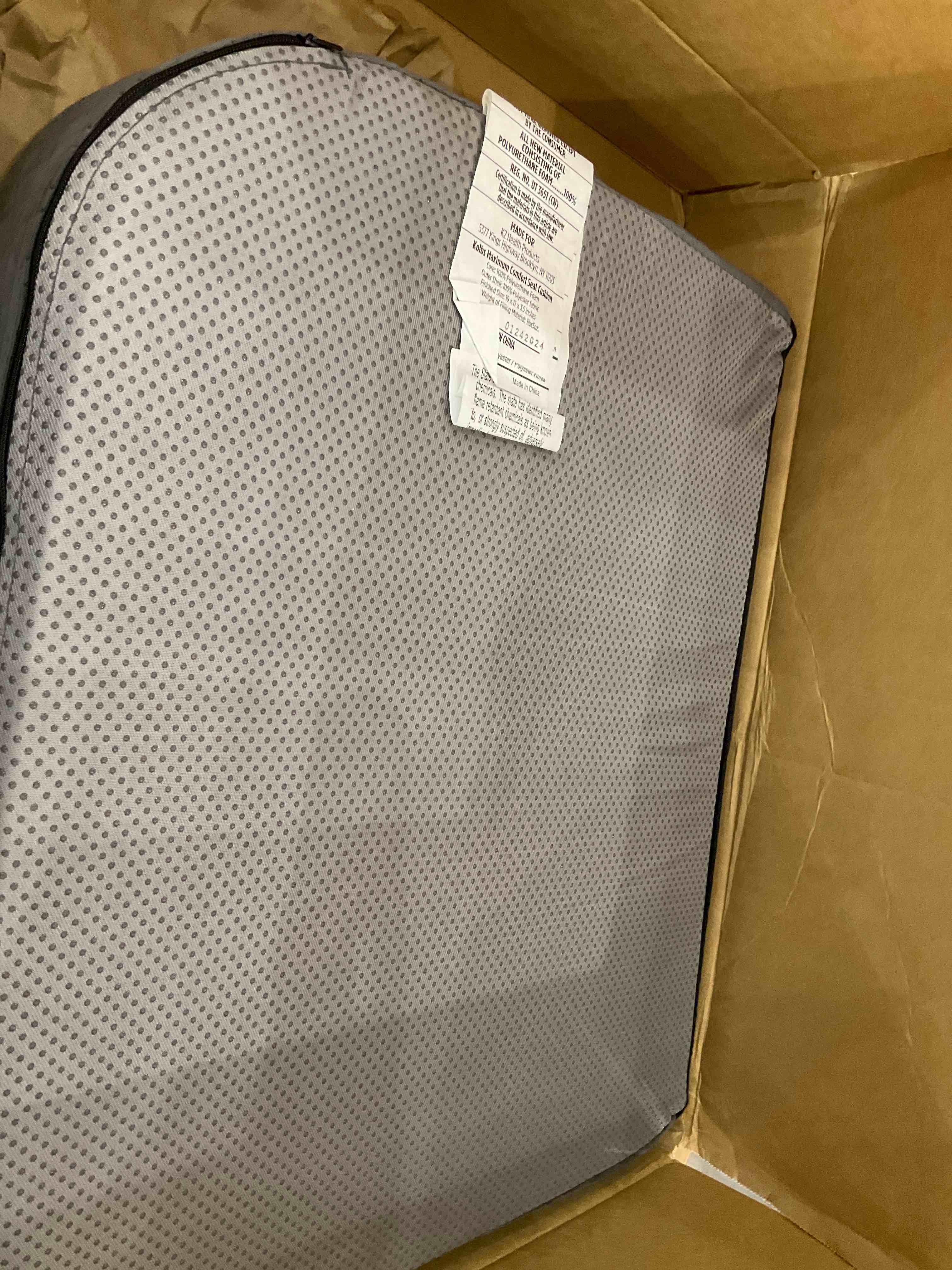 https://s3.amazonaws.com/lotting-images-prod/BargainHunt/EXS01542310_1715708466780.jpeg