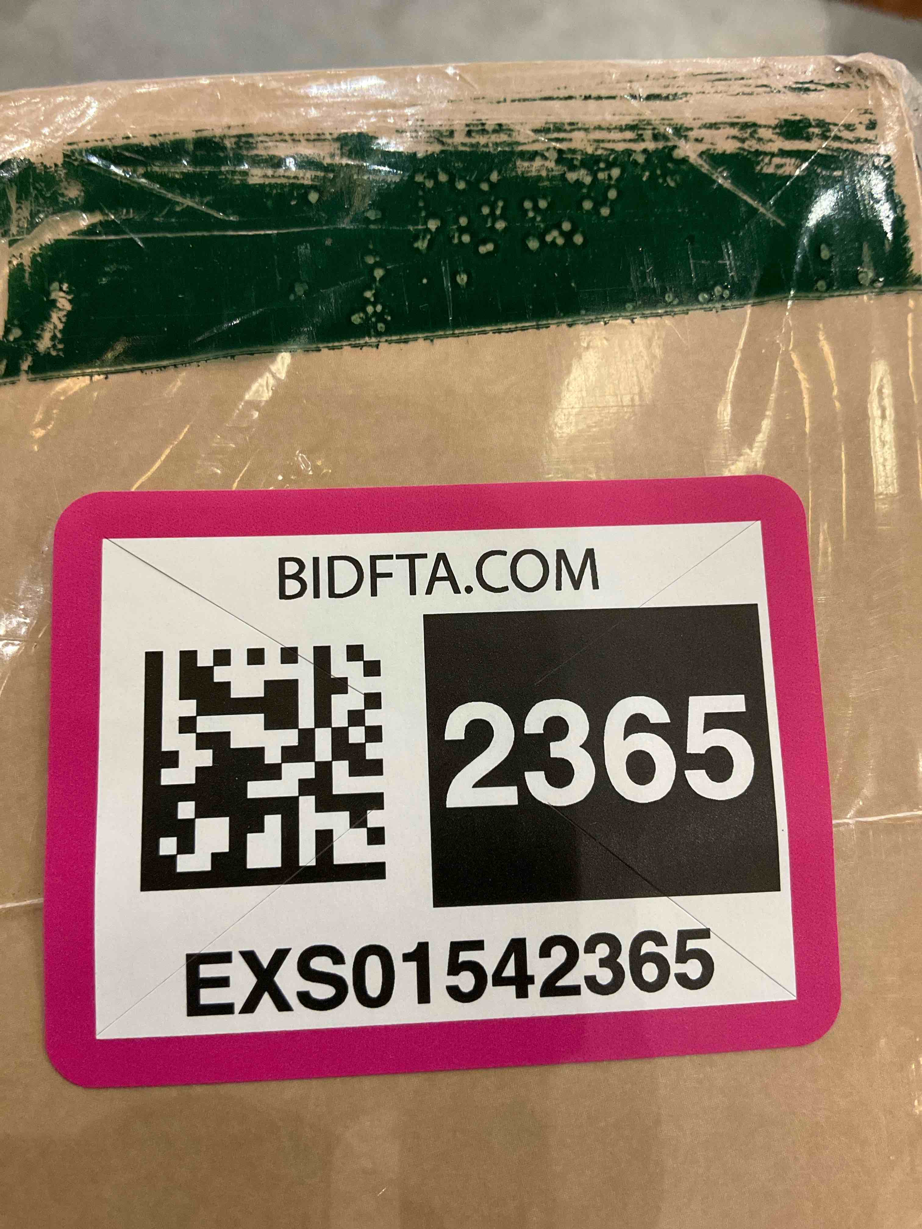 https://s3.amazonaws.com/lotting-images-prod/BargainHunt/EXS01542365_1715775569018.jpeg