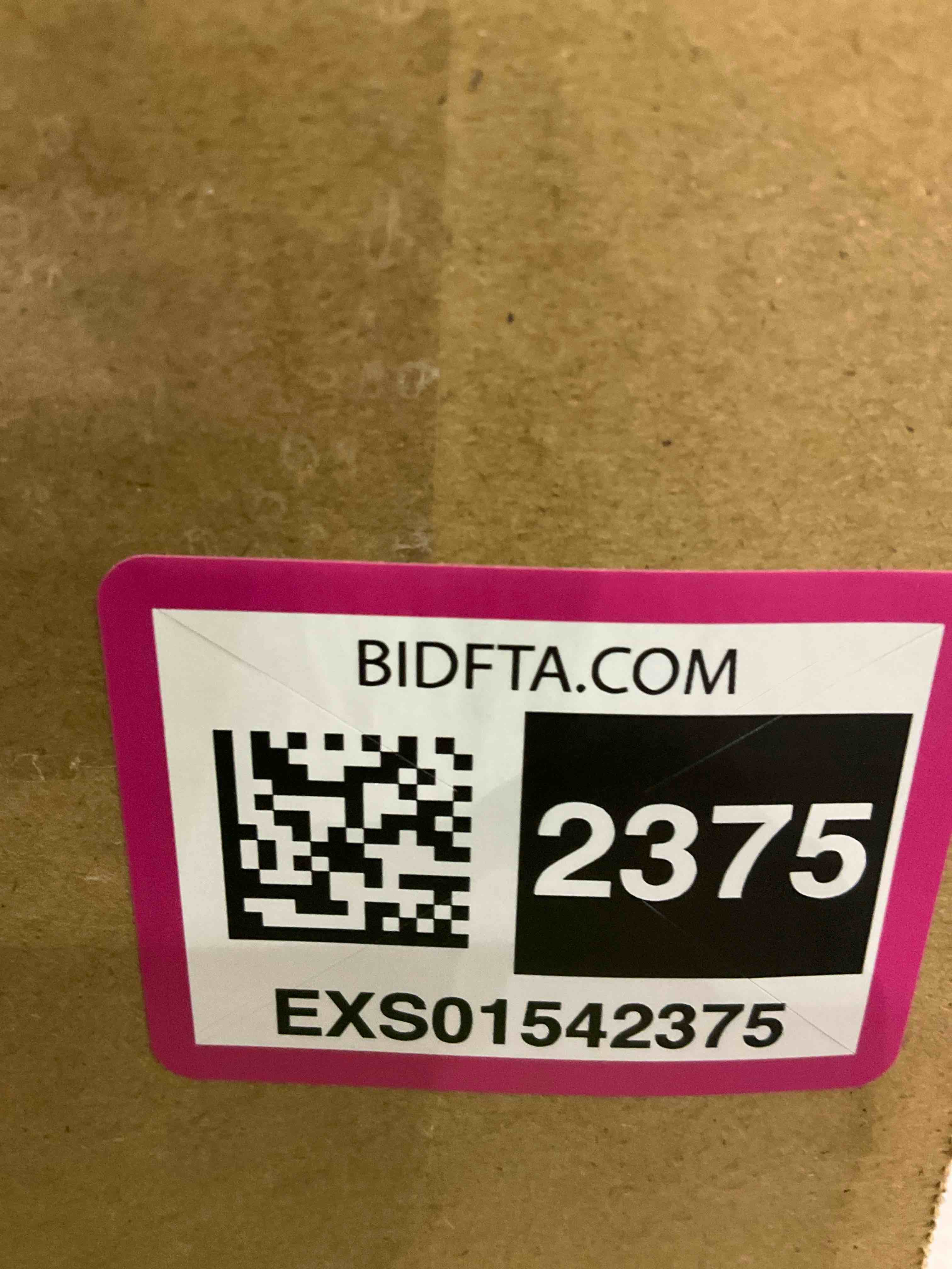 https://s3.amazonaws.com/lotting-images-prod/BargainHunt/EXS01542375_1715776589783.jpeg