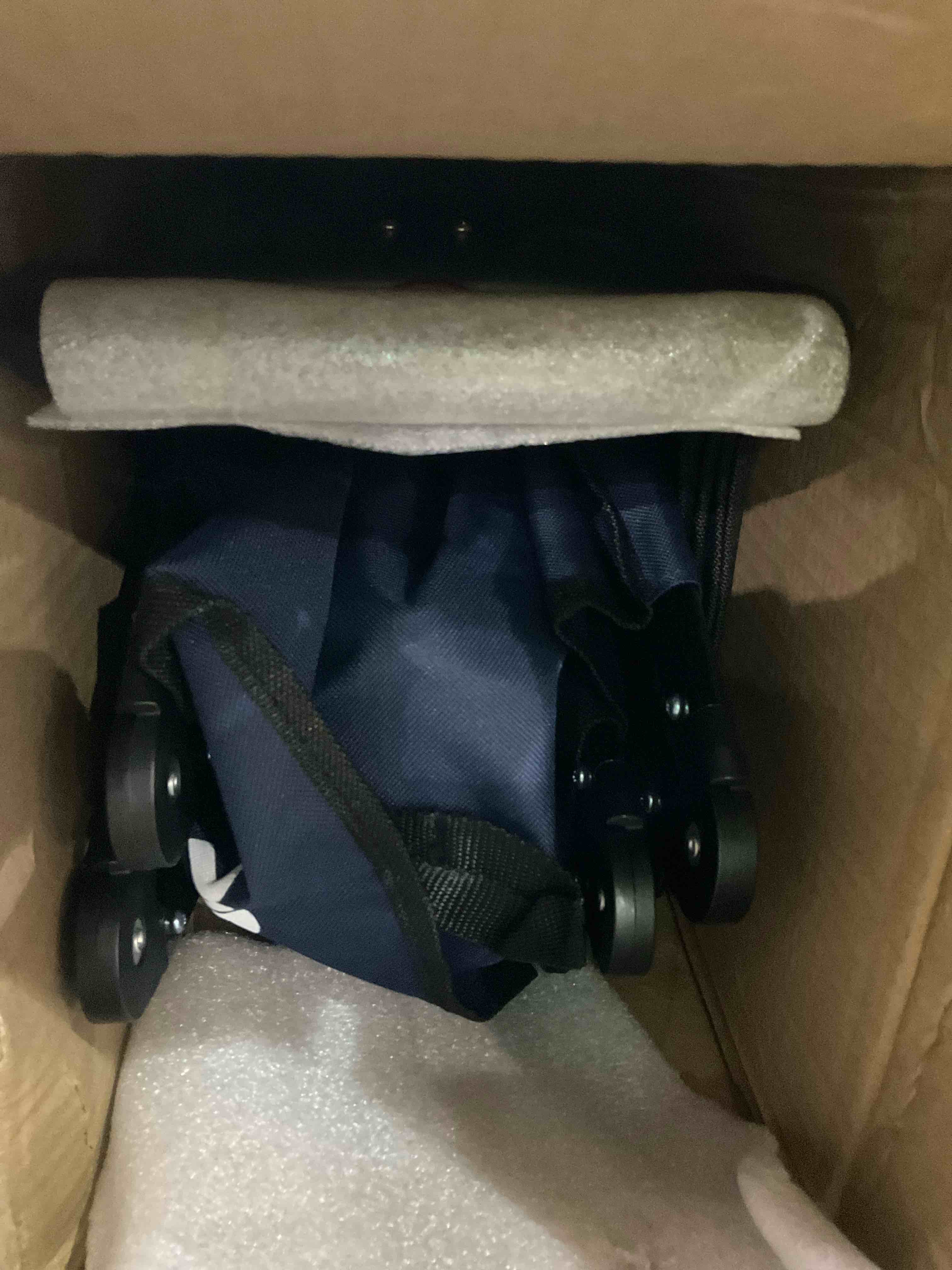 https://s3.amazonaws.com/lotting-images-prod/BargainHunt/EXS01542440_1715800157566.jpeg
