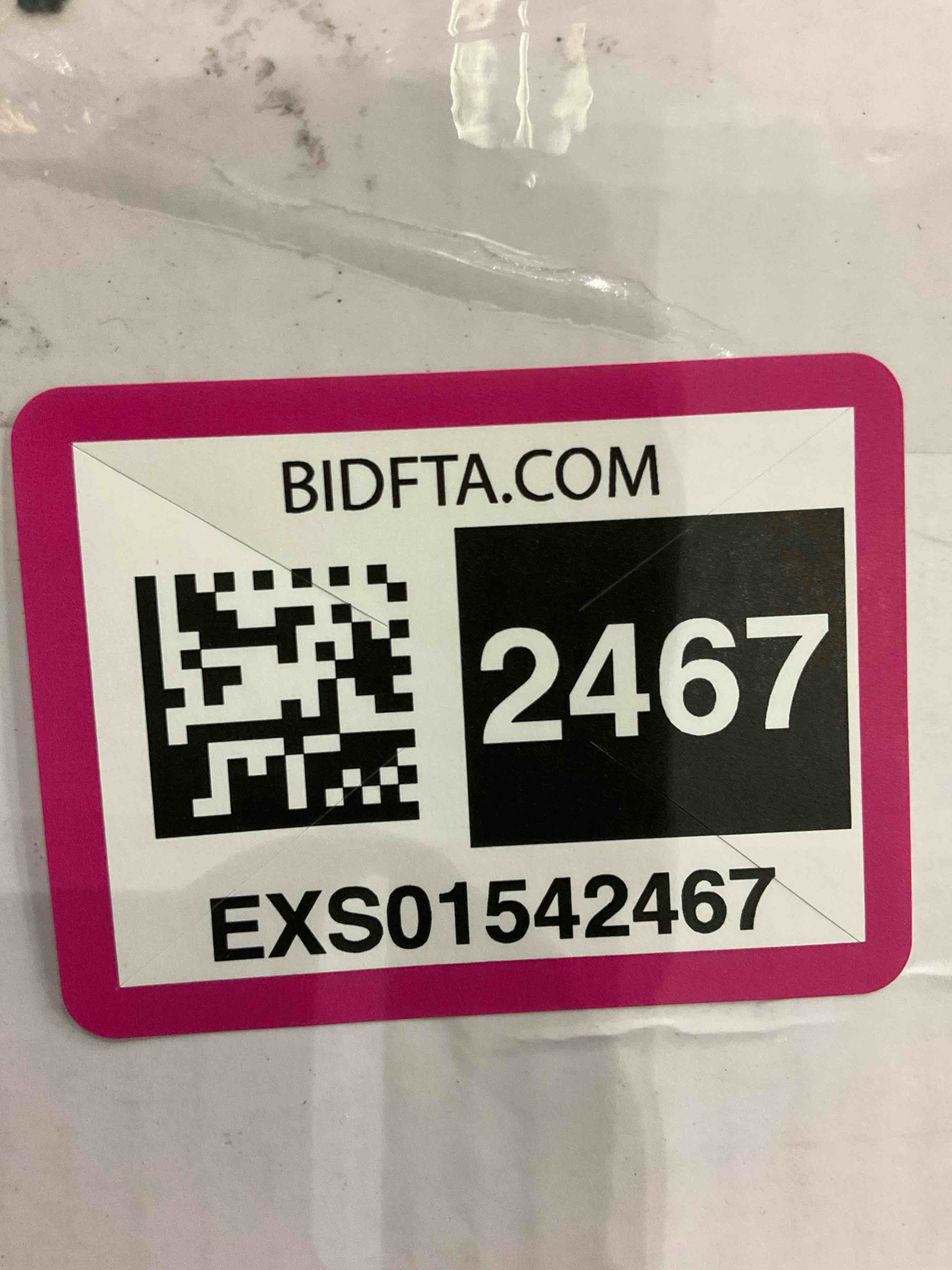 https://s3.amazonaws.com/lotting-images-prod/BargainHunt/EXS01542467_1715862547817.jpeg