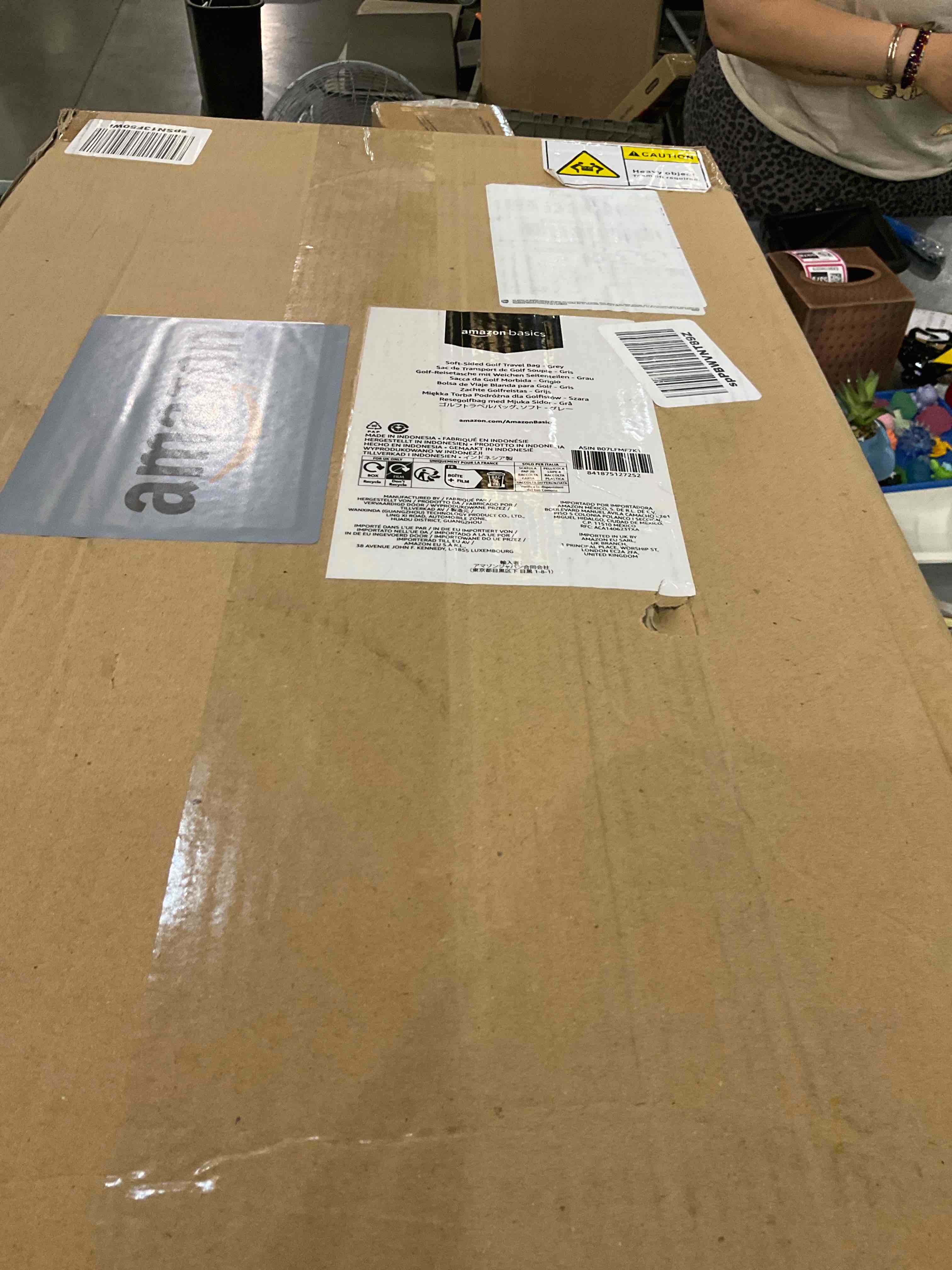 https://s3.amazonaws.com/lotting-images-prod/BargainHunt/EXS01542503_1715013360308.jpeg