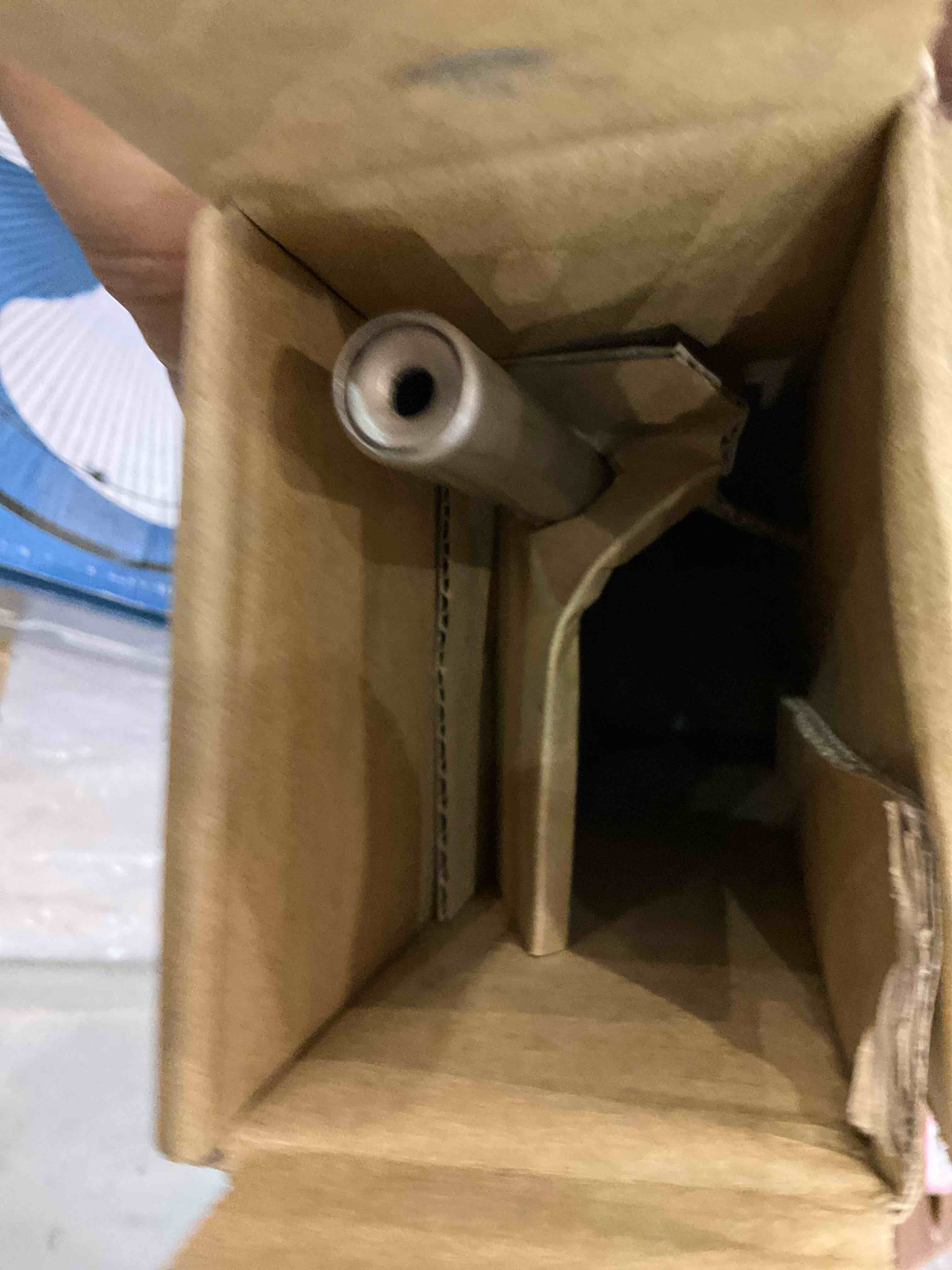 https://s3.amazonaws.com/lotting-images-prod/BargainHunt/EXS01542570_1715084080599.jpeg