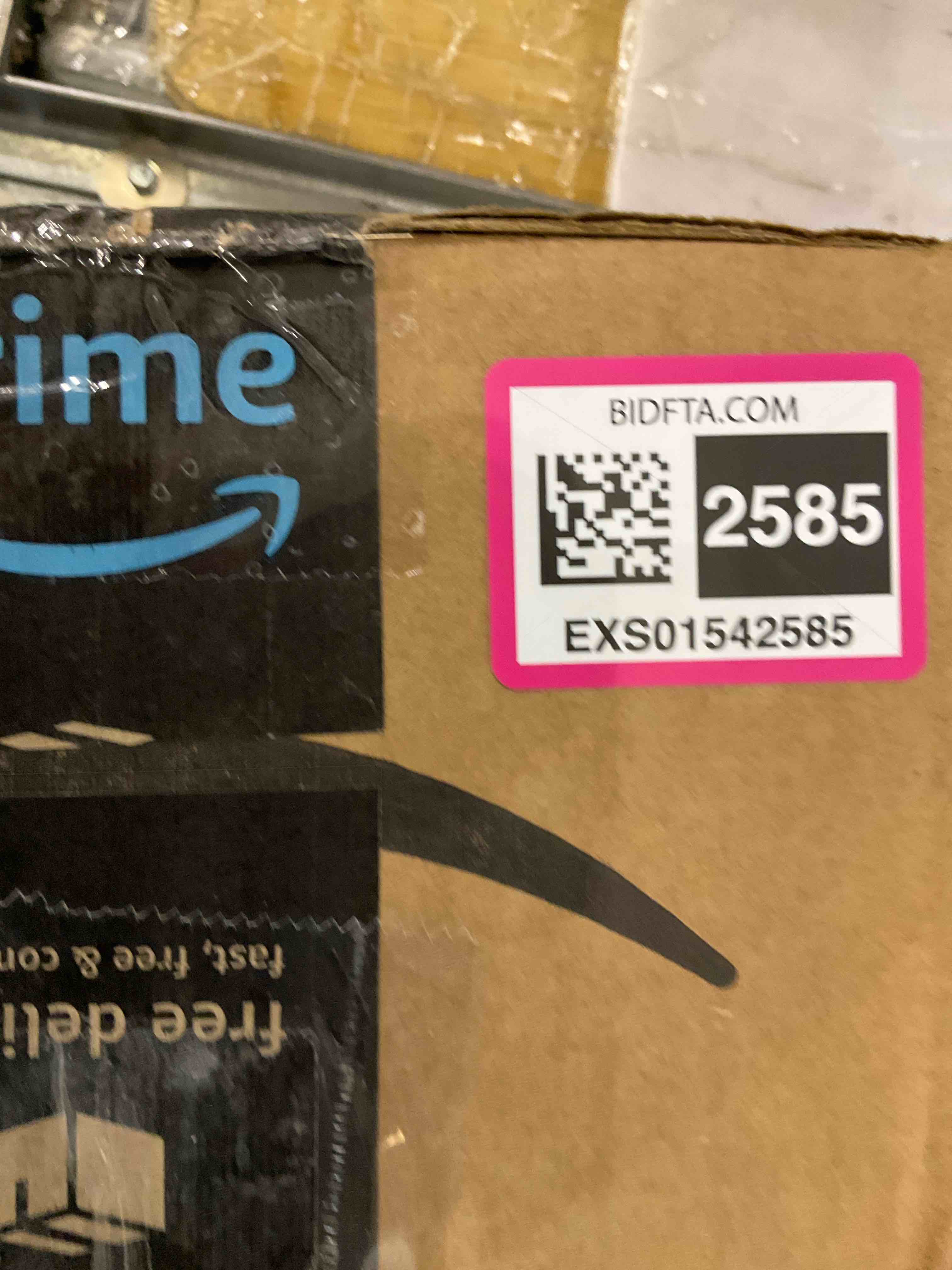 https://s3.amazonaws.com/lotting-images-prod/BargainHunt/EXS01542585_1715088579199.jpeg