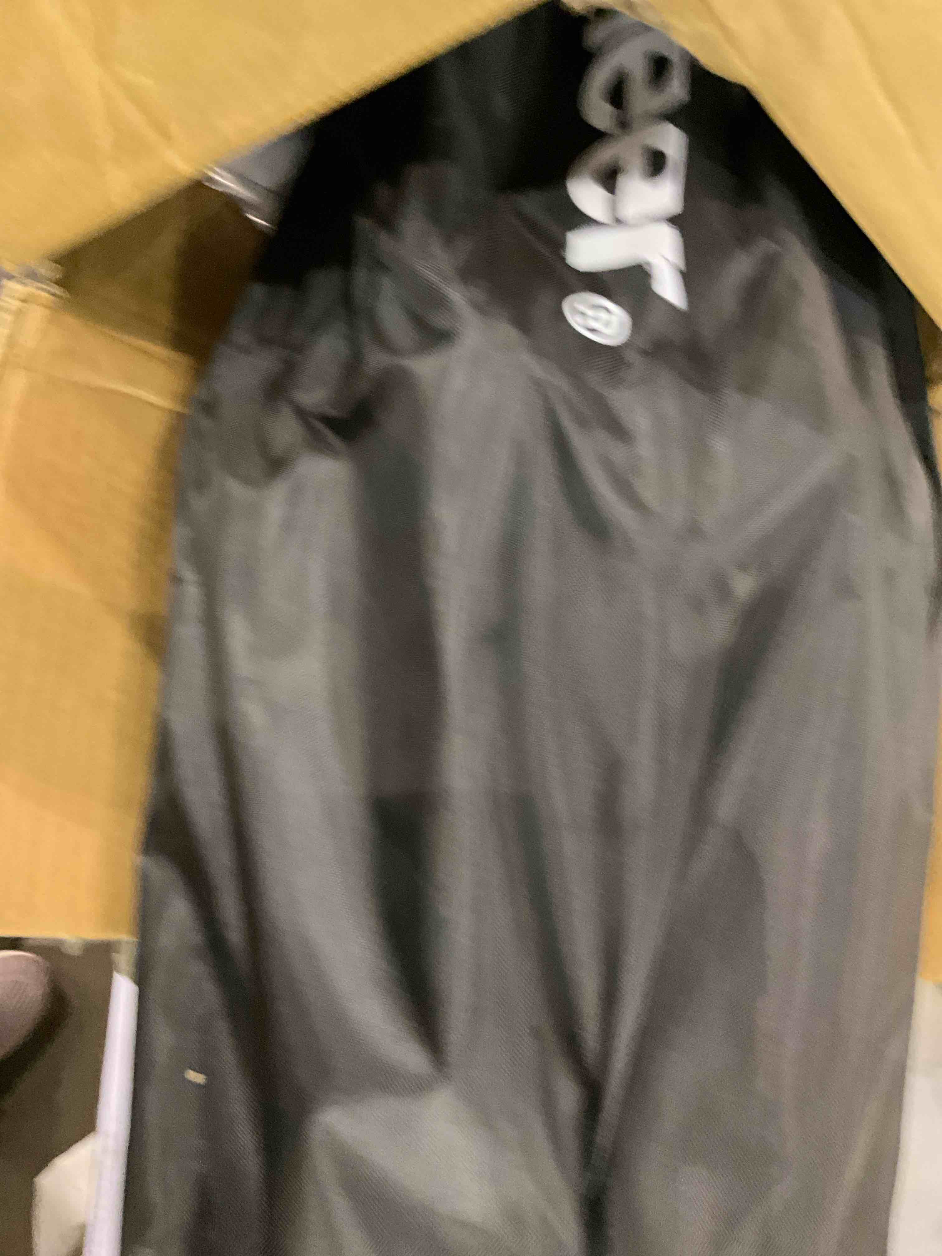 https://s3.amazonaws.com/lotting-images-prod/BargainHunt/EXS01542672_1715166847757.jpeg