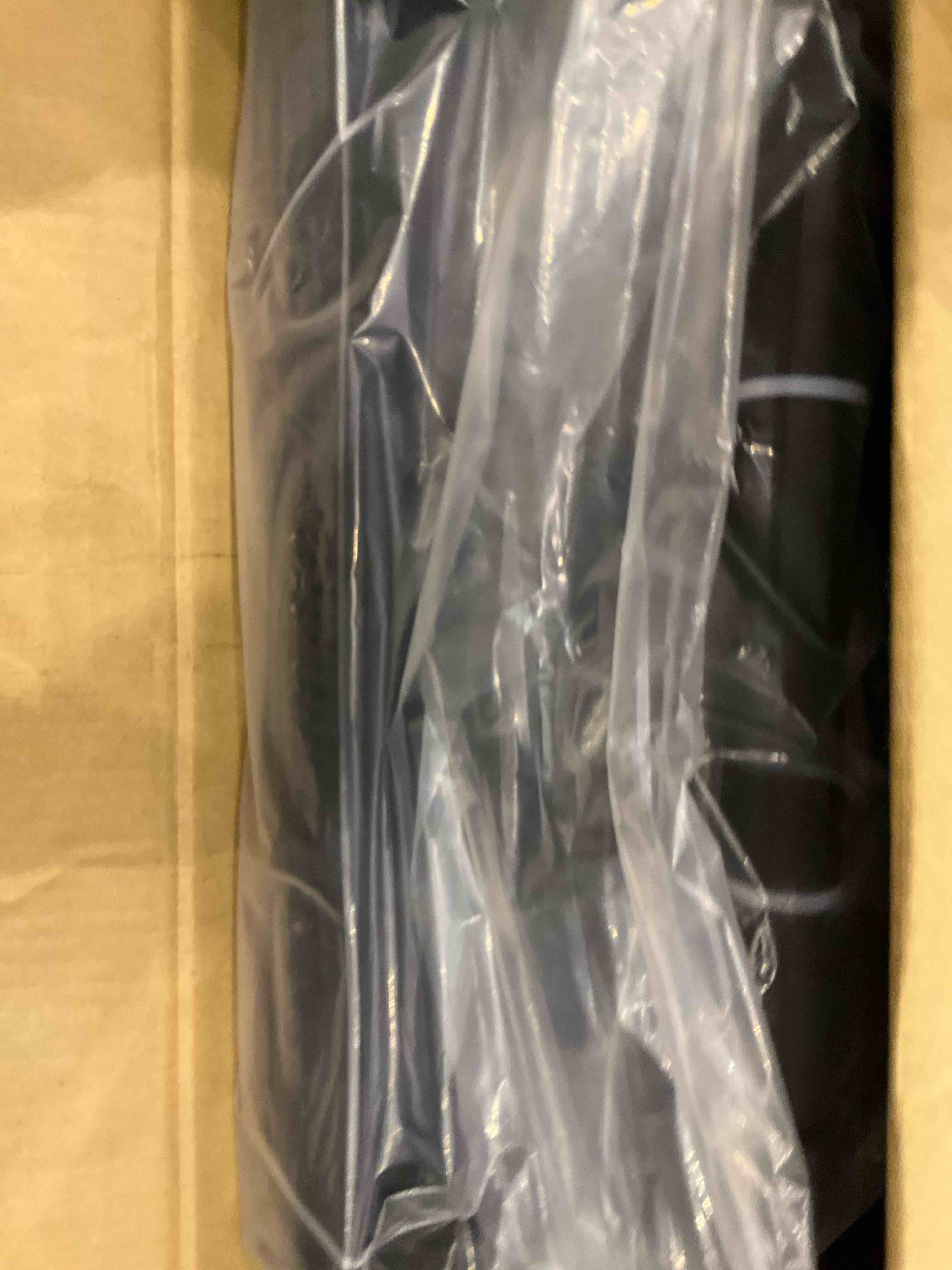 https://s3.amazonaws.com/lotting-images-prod/BargainHunt/EXS01542678_1715168031320.jpeg