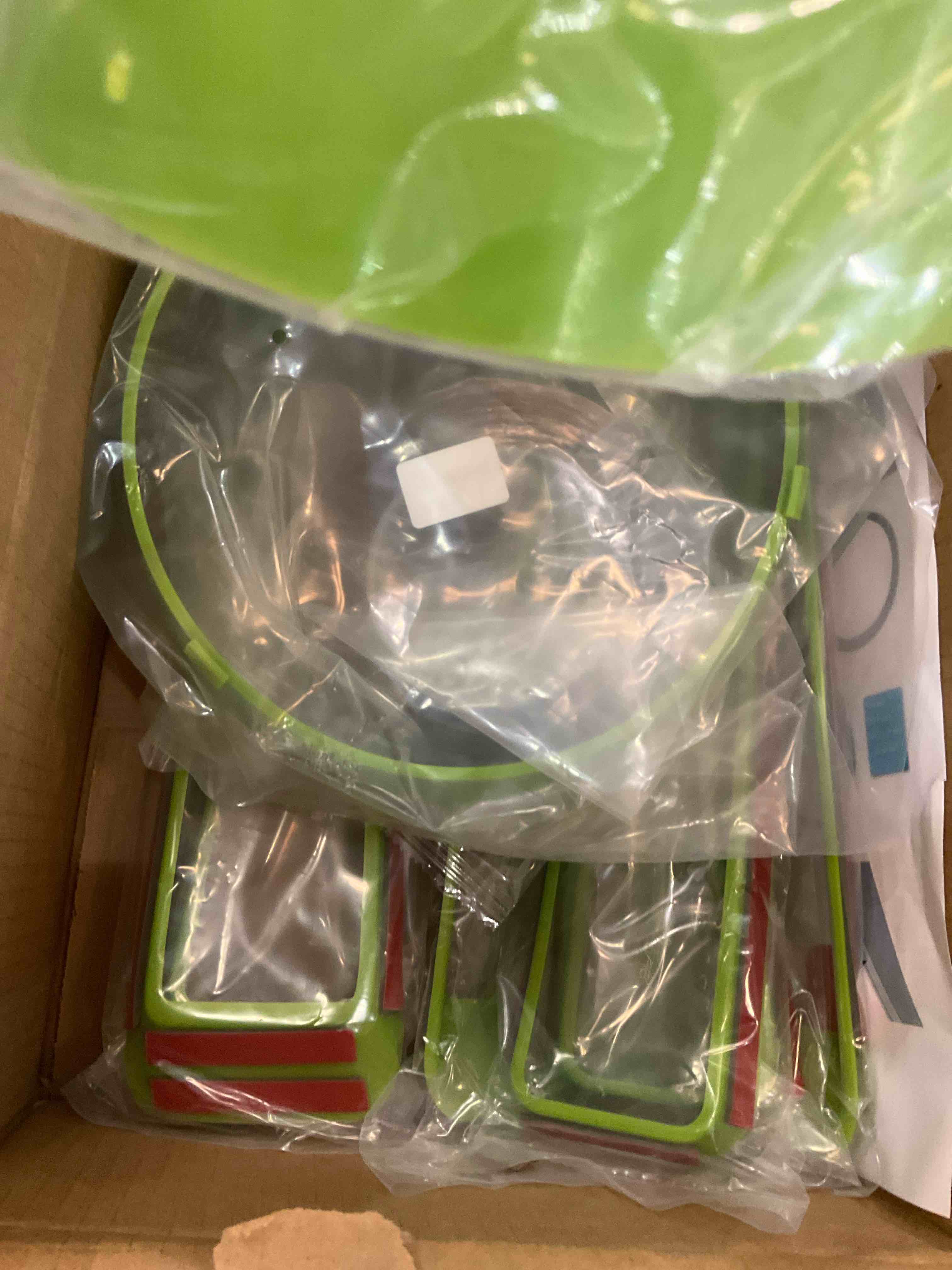 https://s3.amazonaws.com/lotting-images-prod/BargainHunt/EXS01542948_1715274520128.jpeg
