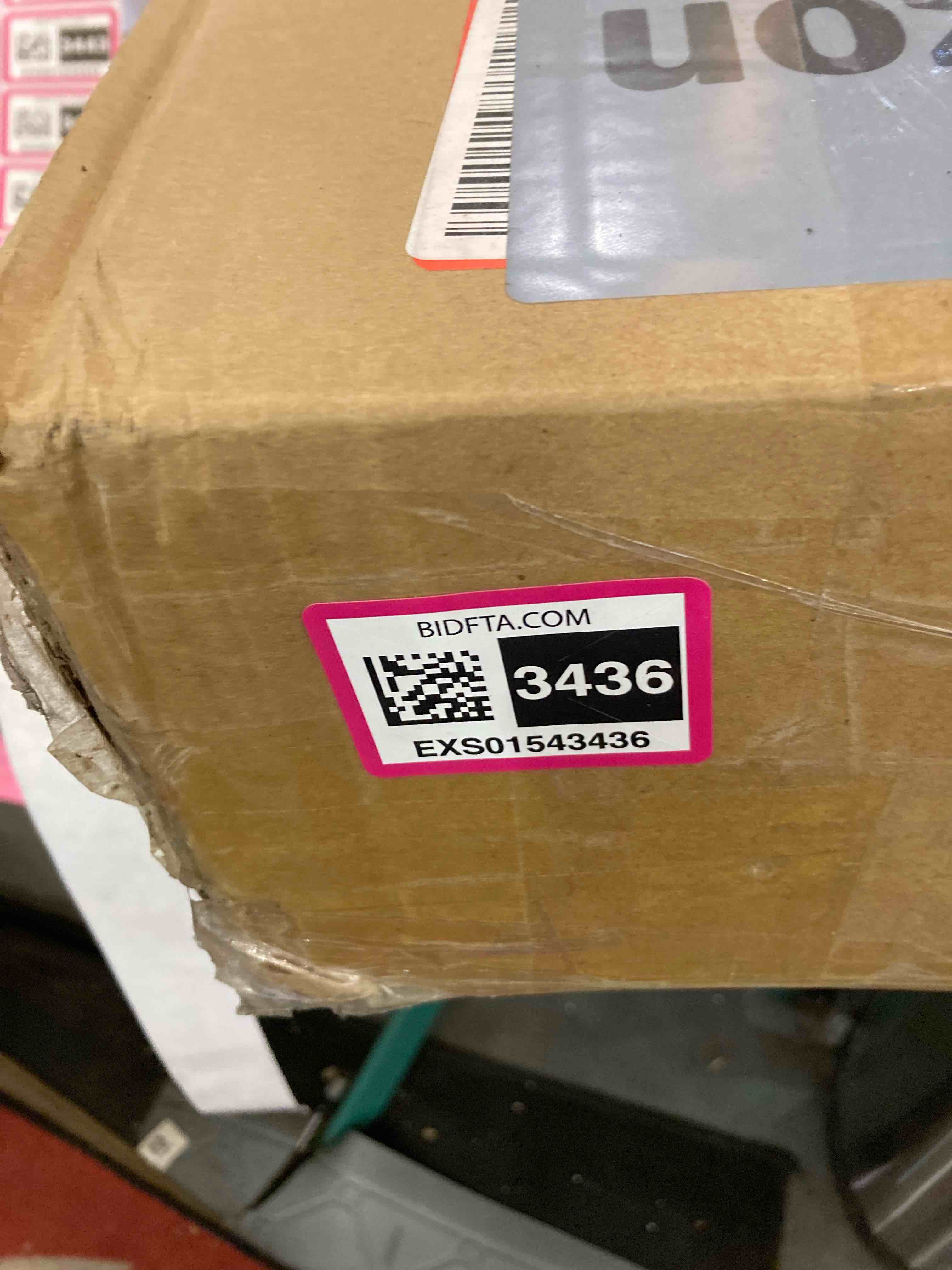https://s3.amazonaws.com/lotting-images-prod/BargainHunt/EXS01543436_1715885529454.jpeg