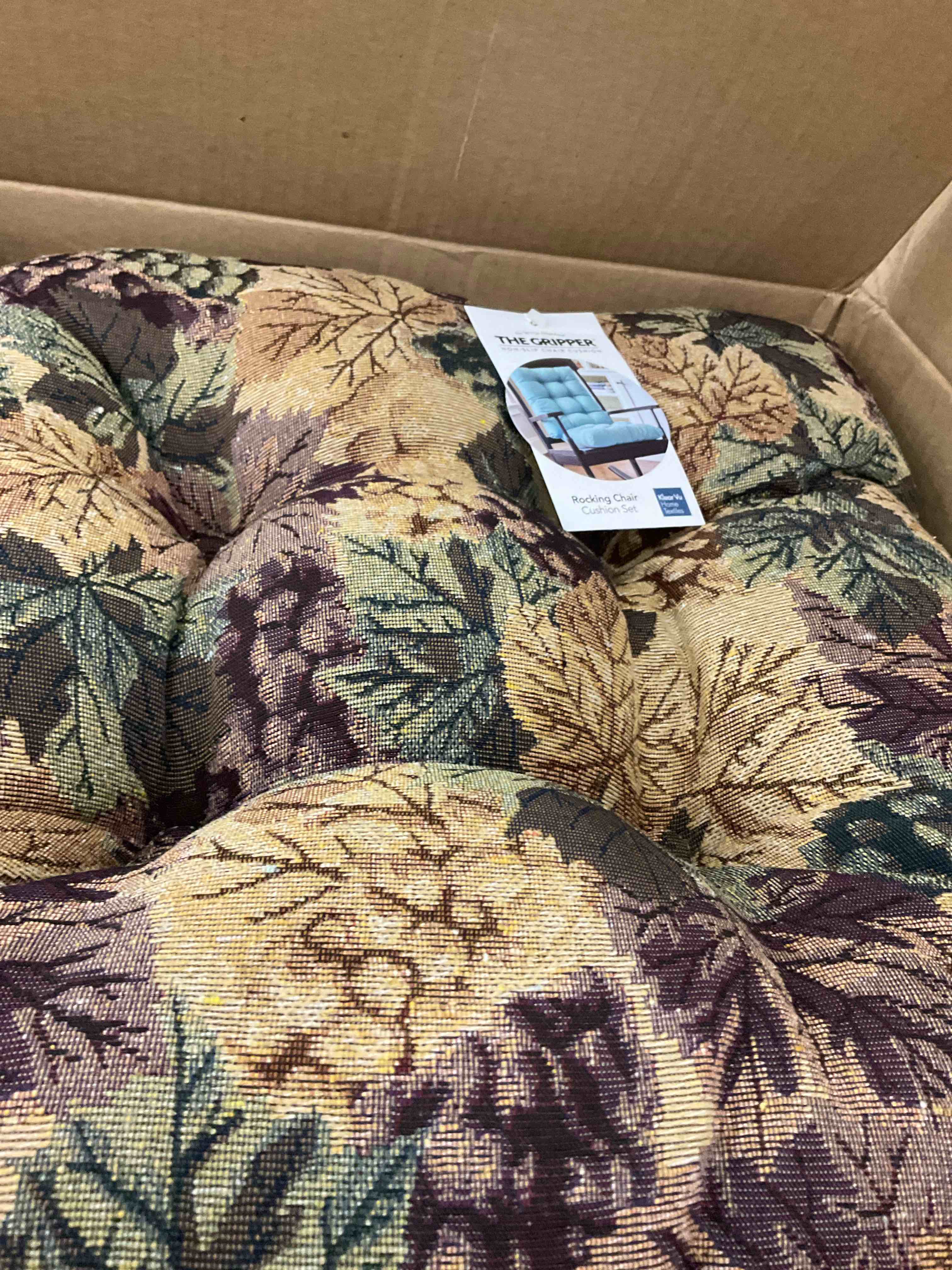 https://s3.amazonaws.com/lotting-images-prod/BargainHunt/EXS01543532_1714485236616.jpeg