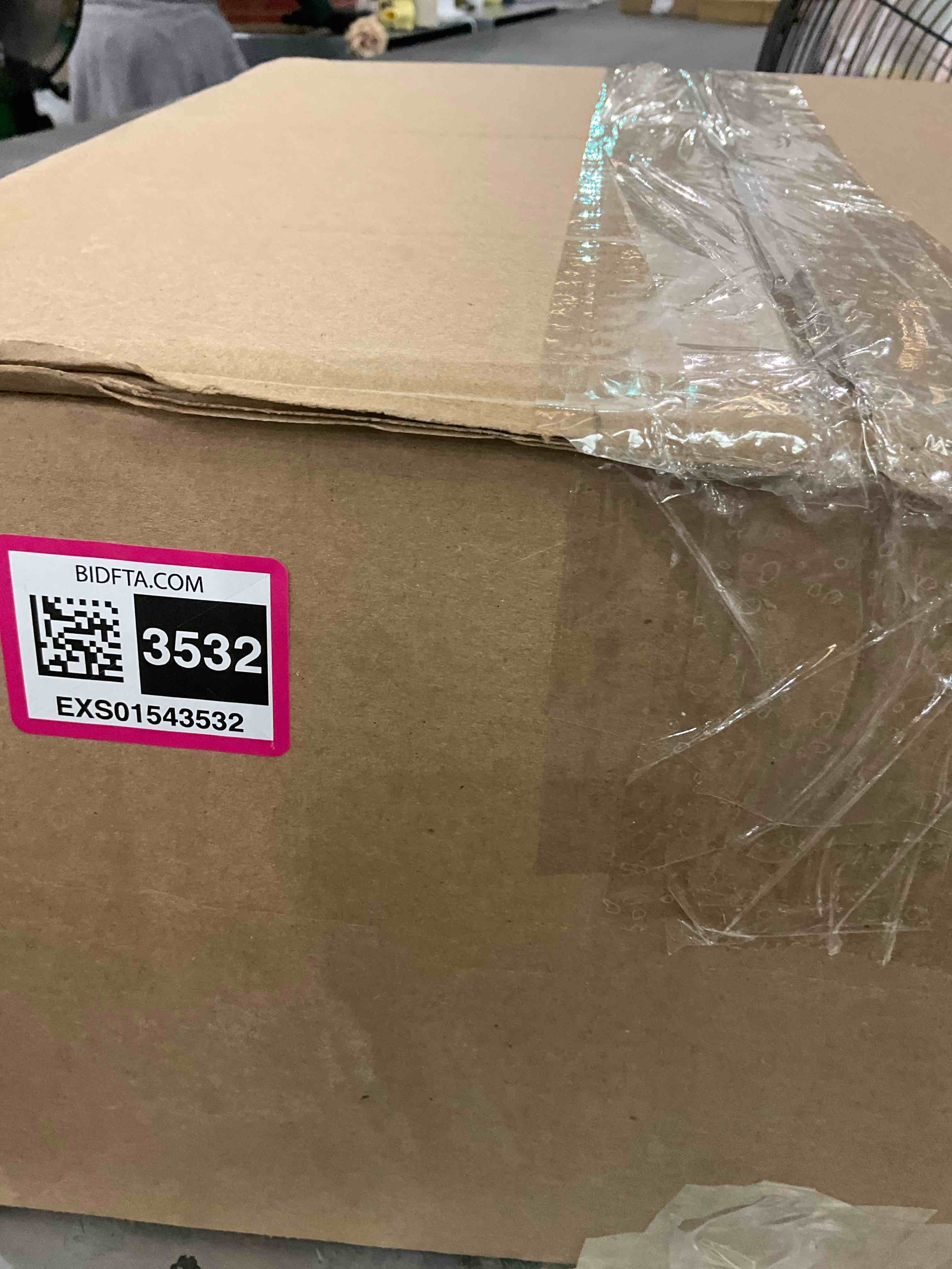 https://s3.amazonaws.com/lotting-images-prod/BargainHunt/EXS01543532_1714485257831.jpeg