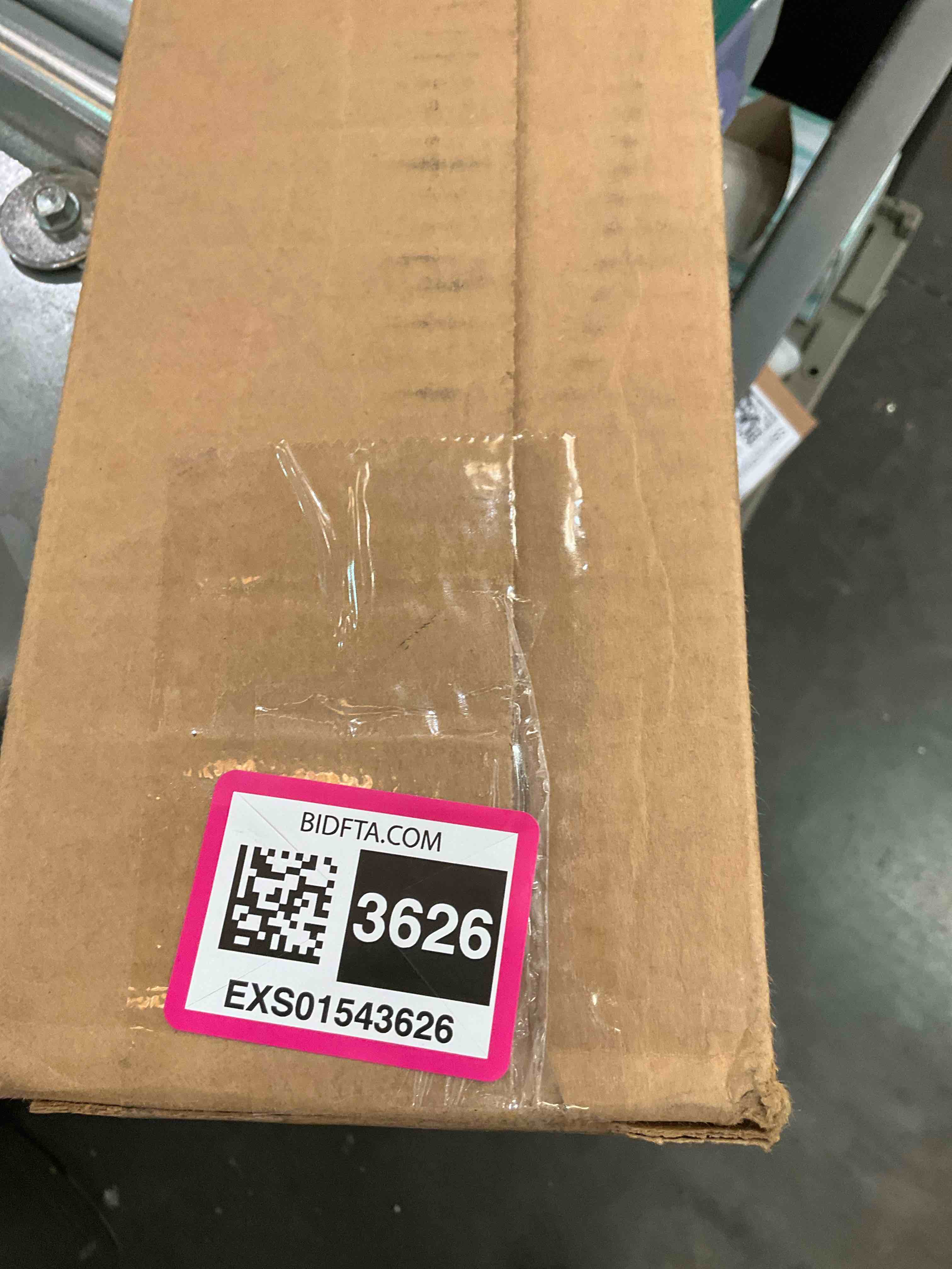 https://s3.amazonaws.com/lotting-images-prod/BargainHunt/EXS01543626_1714501726320.jpeg