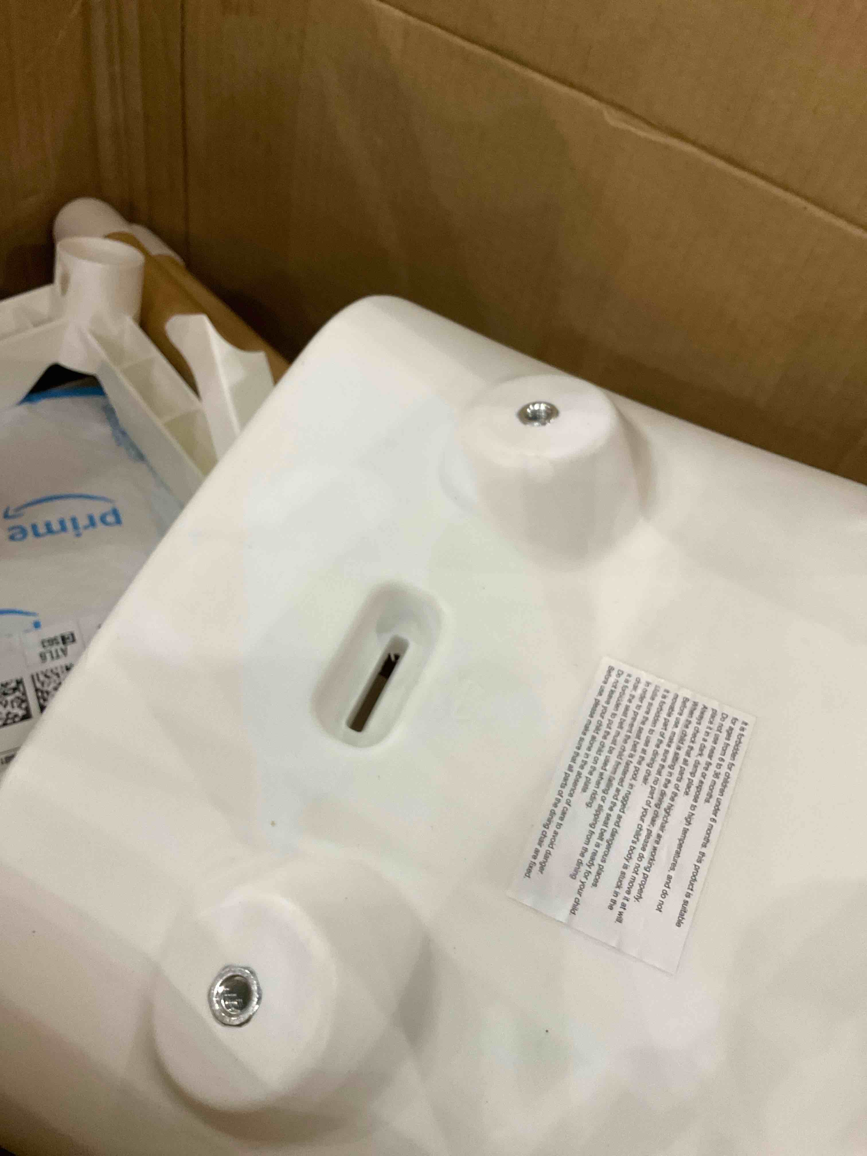https://s3.amazonaws.com/lotting-images-prod/BargainHunt/EXS01543681_1714650458640.jpeg