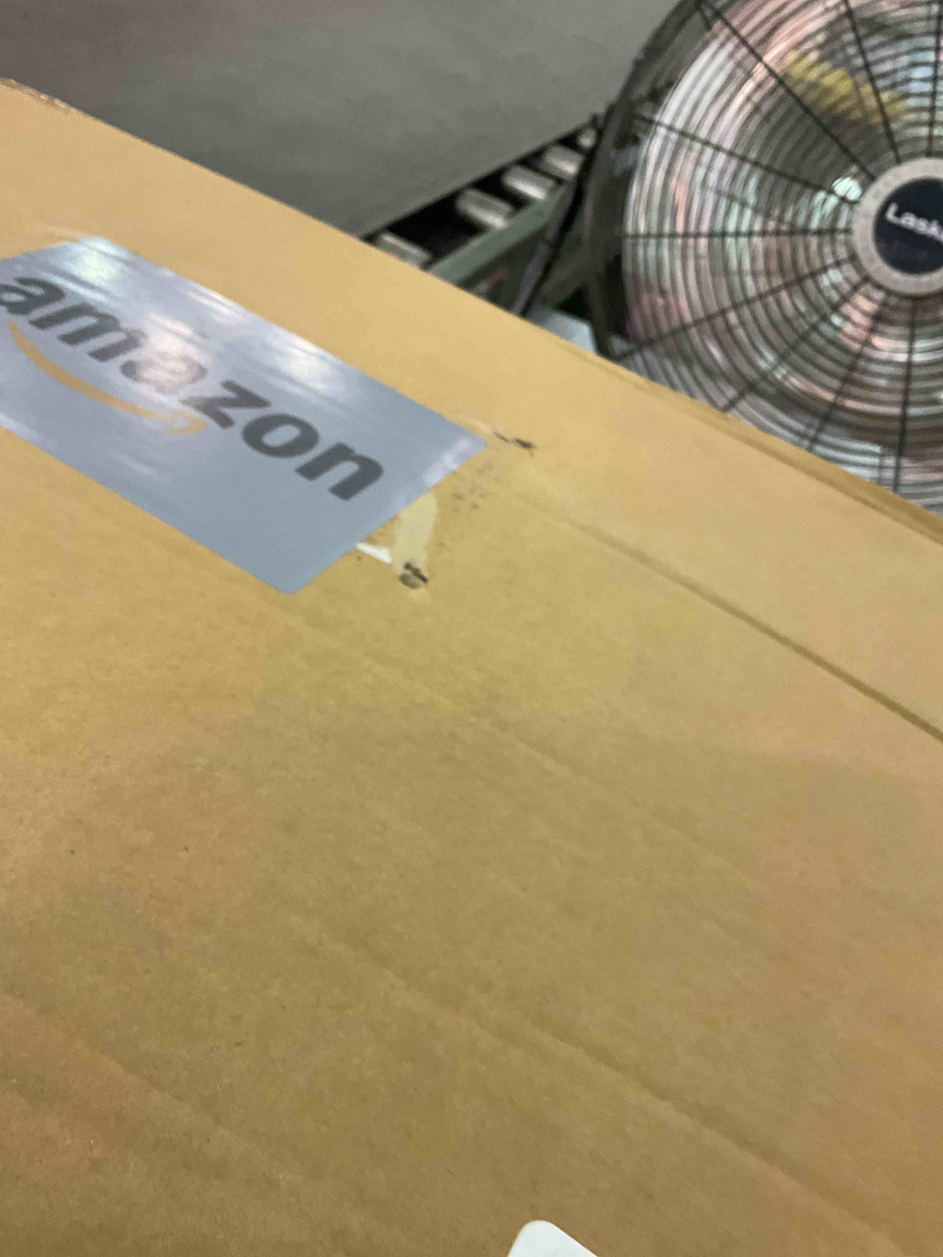 https://s3.amazonaws.com/lotting-images-prod/BargainHunt/EXS01543700_1714651798731.jpeg
