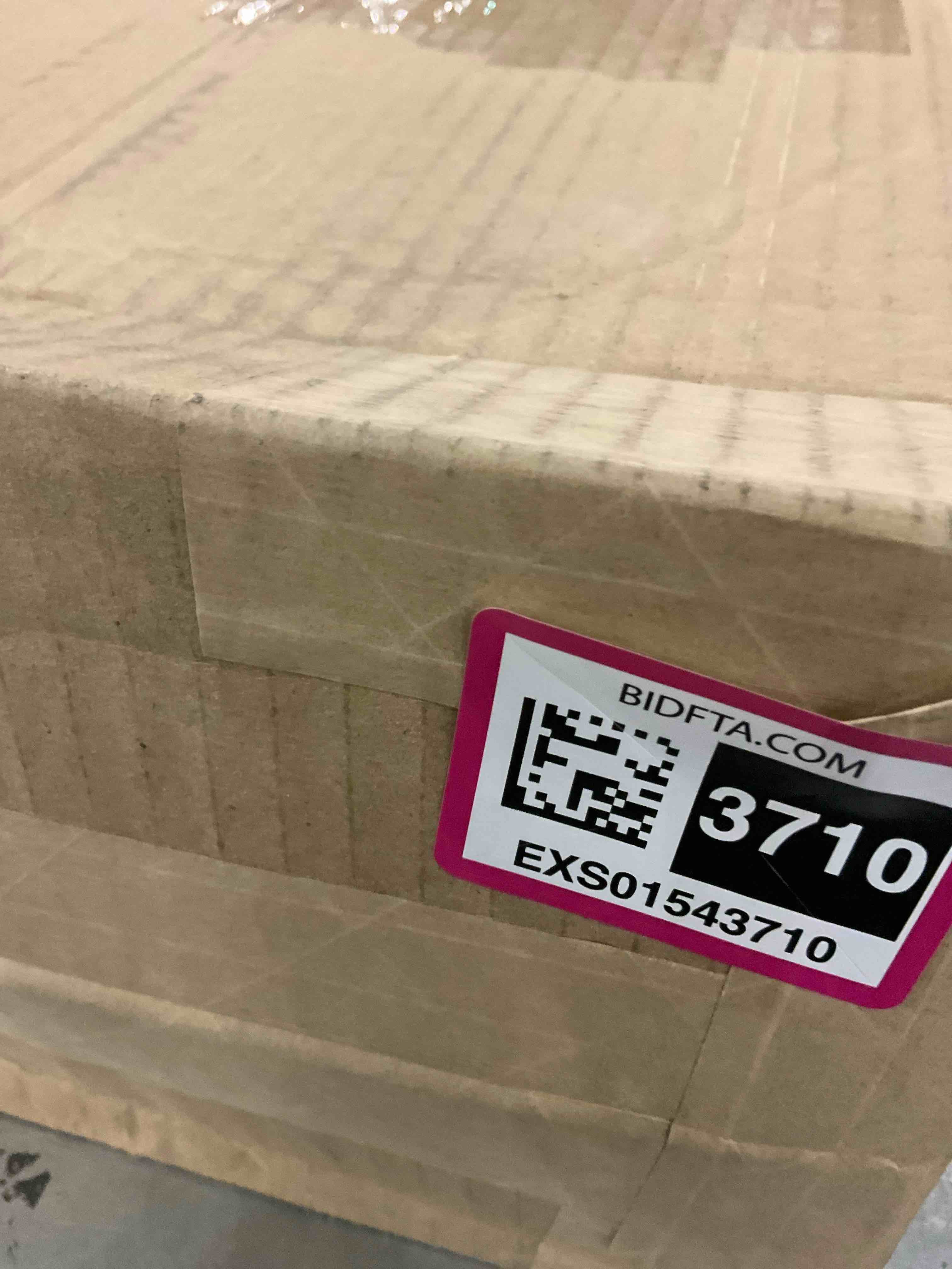 https://s3.amazonaws.com/lotting-images-prod/BargainHunt/EXS01543710_1714652454605.jpeg