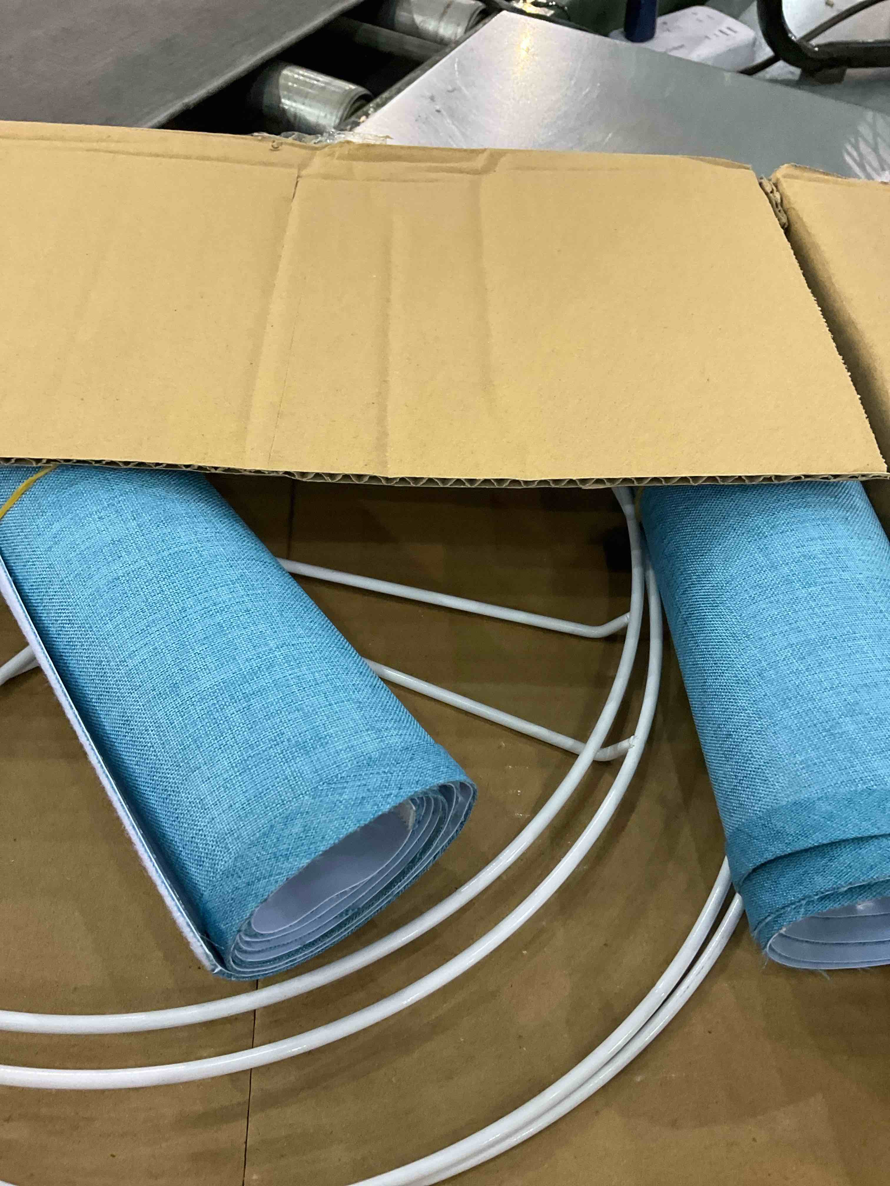 https://s3.amazonaws.com/lotting-images-prod/BargainHunt/EXS01543734_1714653952645.jpeg