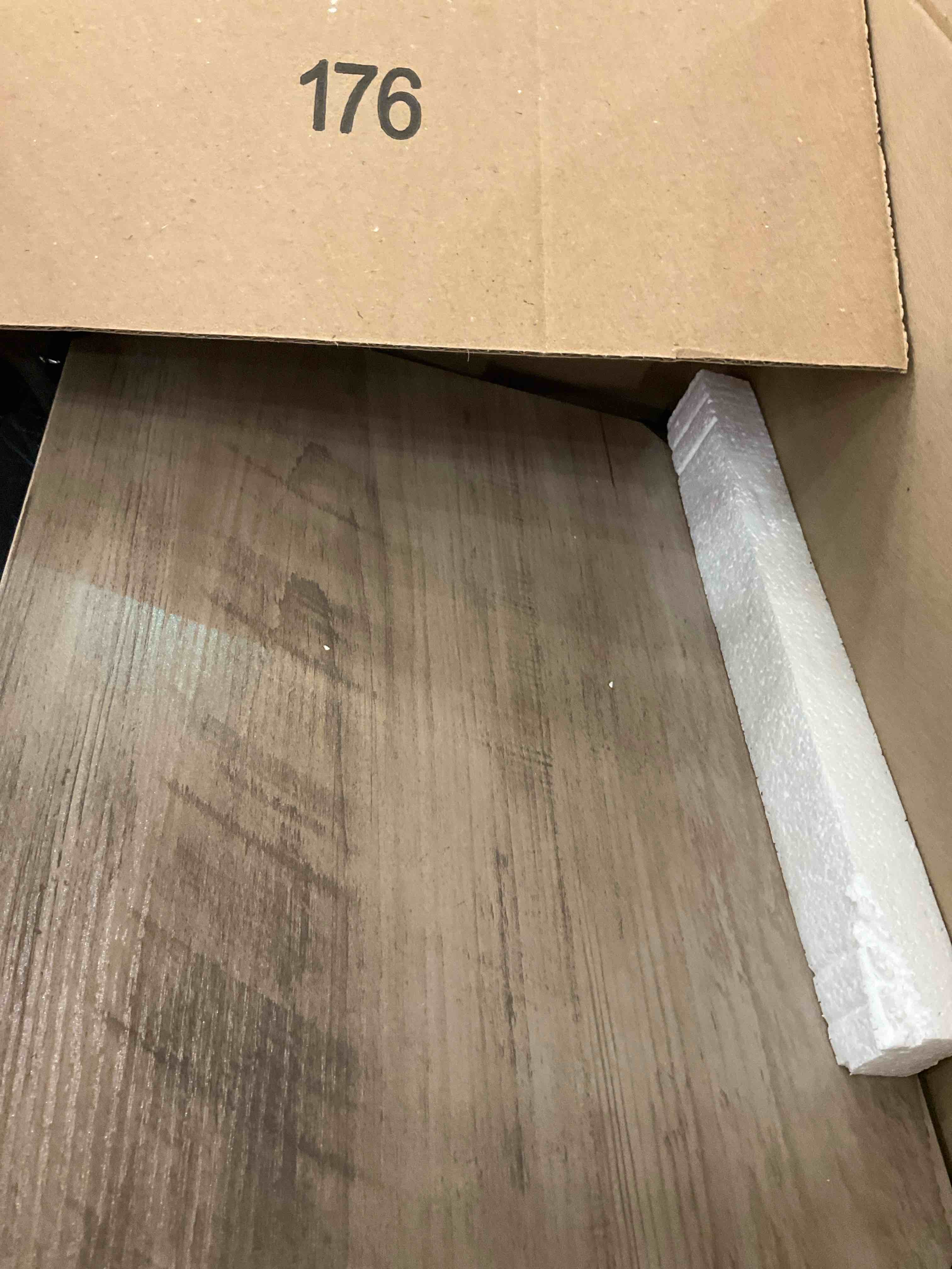 https://s3.amazonaws.com/lotting-images-prod/BargainHunt/EXS01543946_1714674770685.jpeg