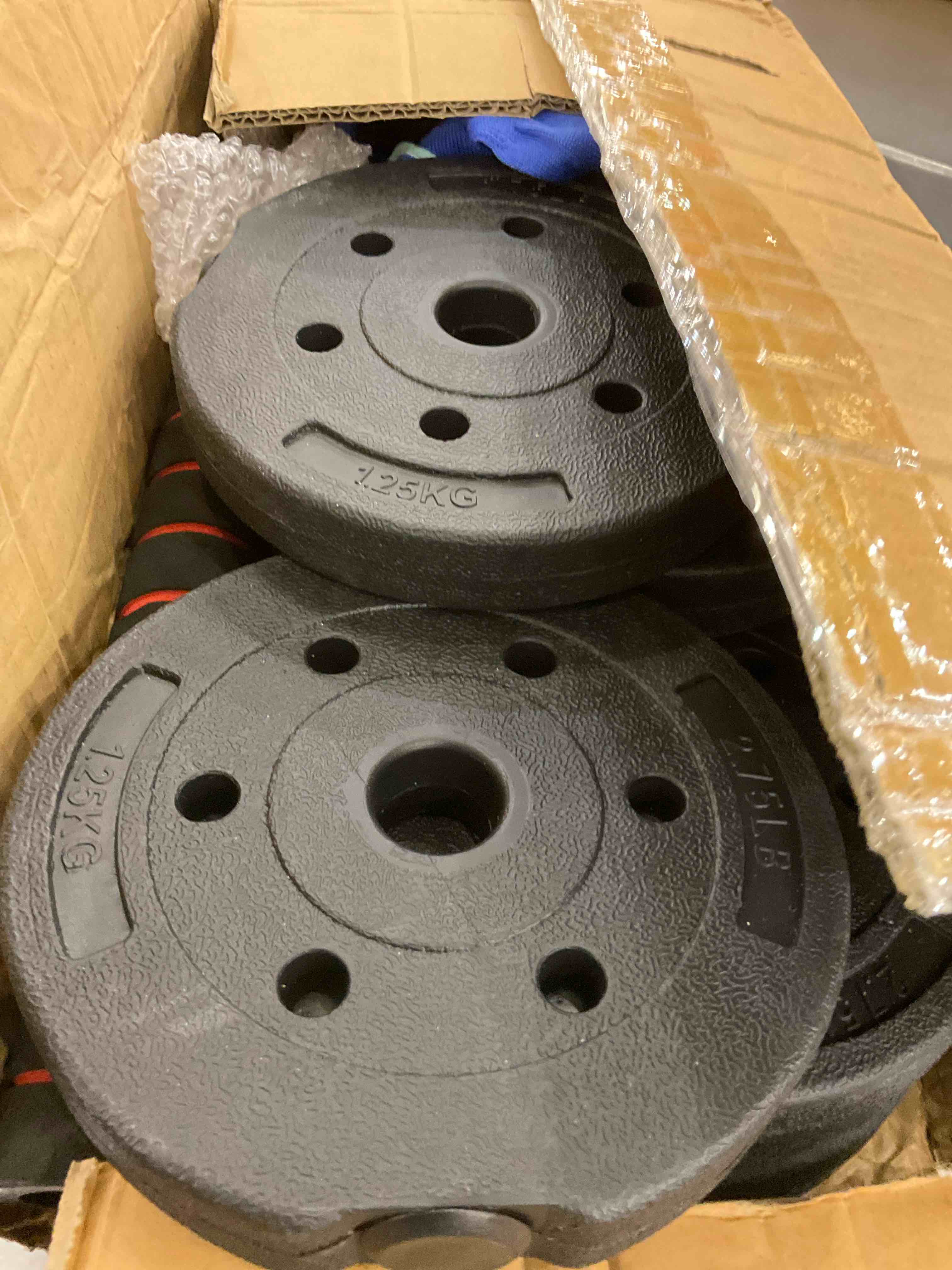 https://s3.amazonaws.com/lotting-images-prod/BargainHunt/EXS01544407_1715107521972.jpeg