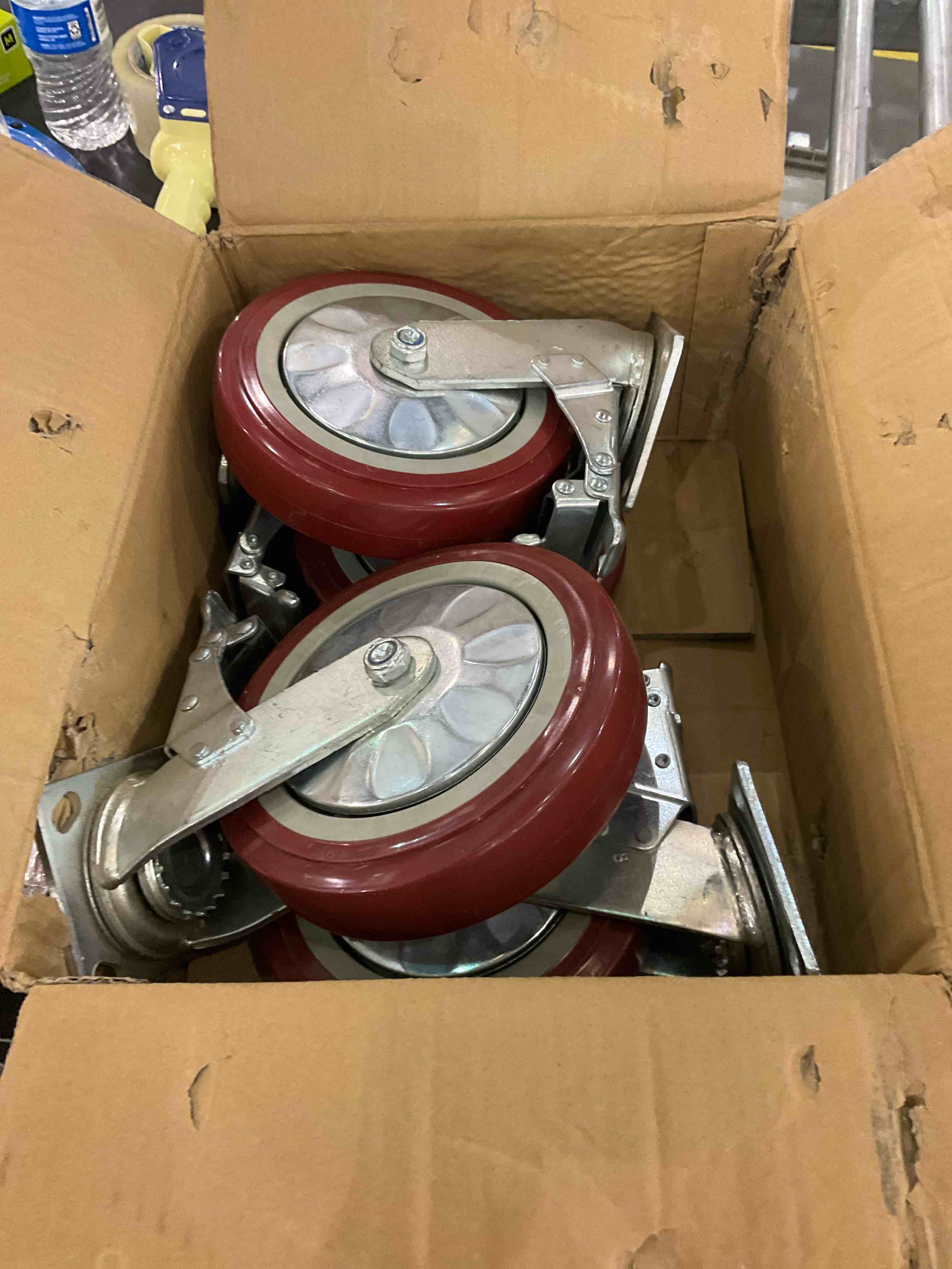 https://s3.amazonaws.com/lotting-images-prod/BargainHunt/EXS01544511_1715003939019.jpeg