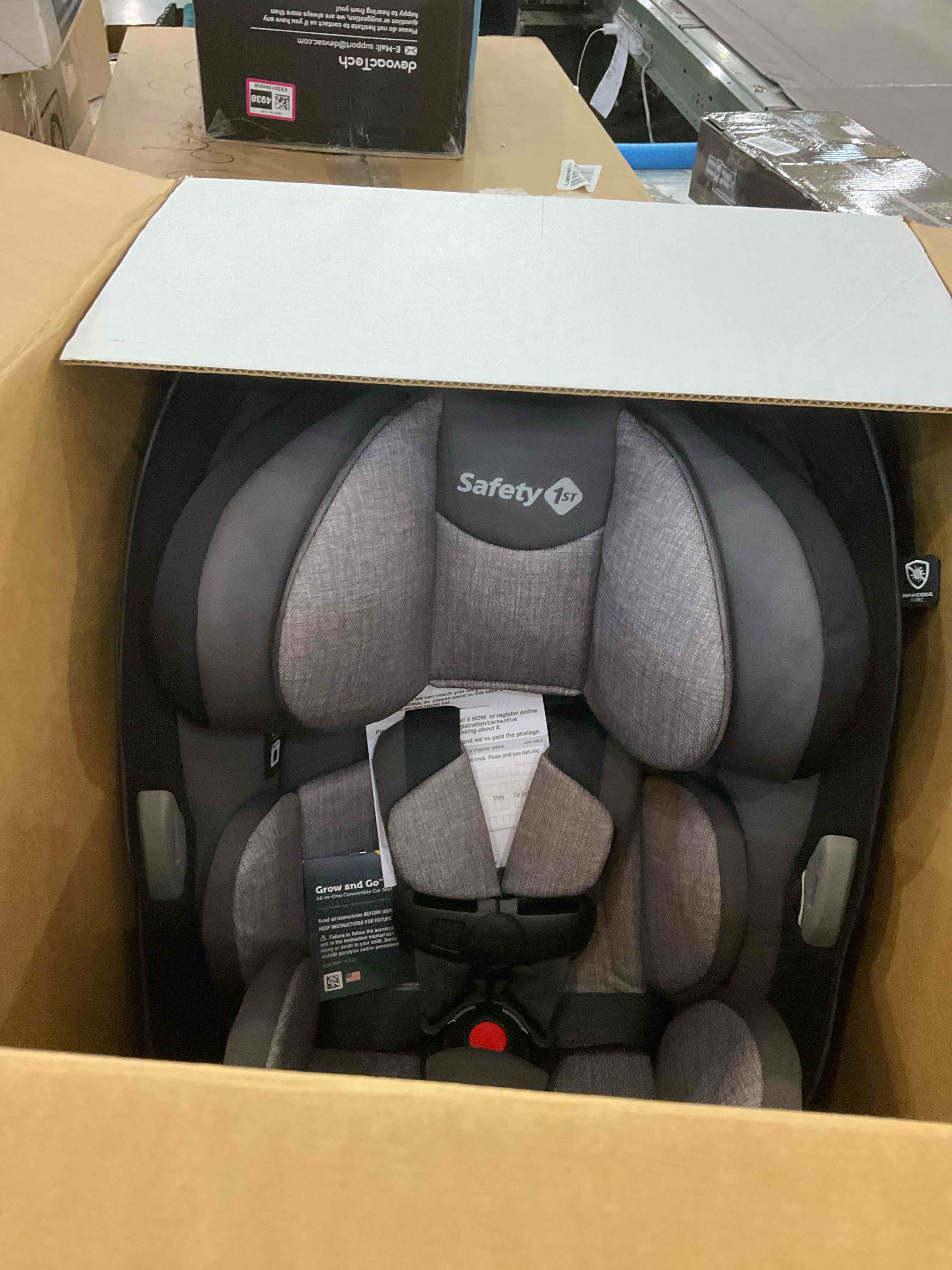 https://s3.amazonaws.com/lotting-images-prod/BargainHunt/EXS01544514_1715004689848.jpeg
