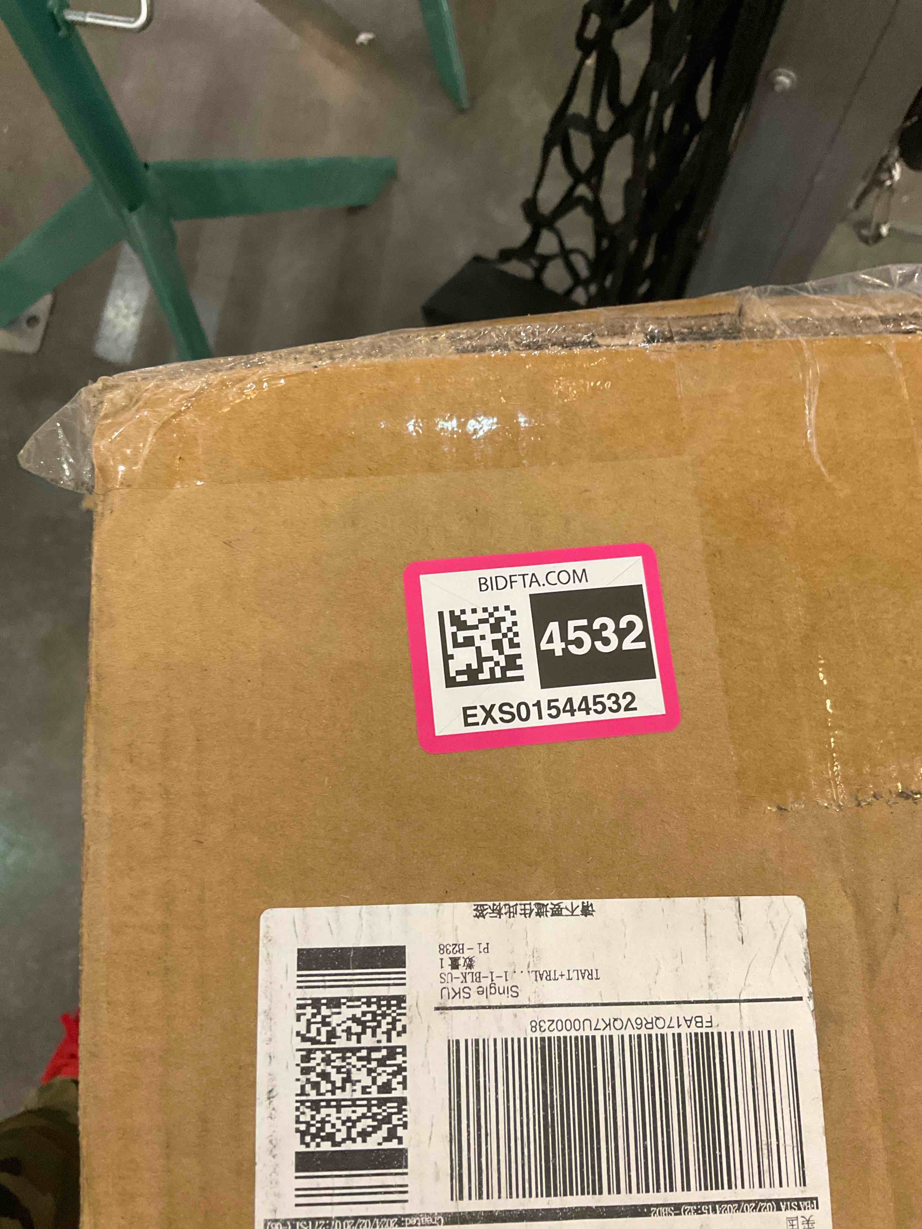 https://s3.amazonaws.com/lotting-images-prod/BargainHunt/EXS01544532_1715007762359.jpeg