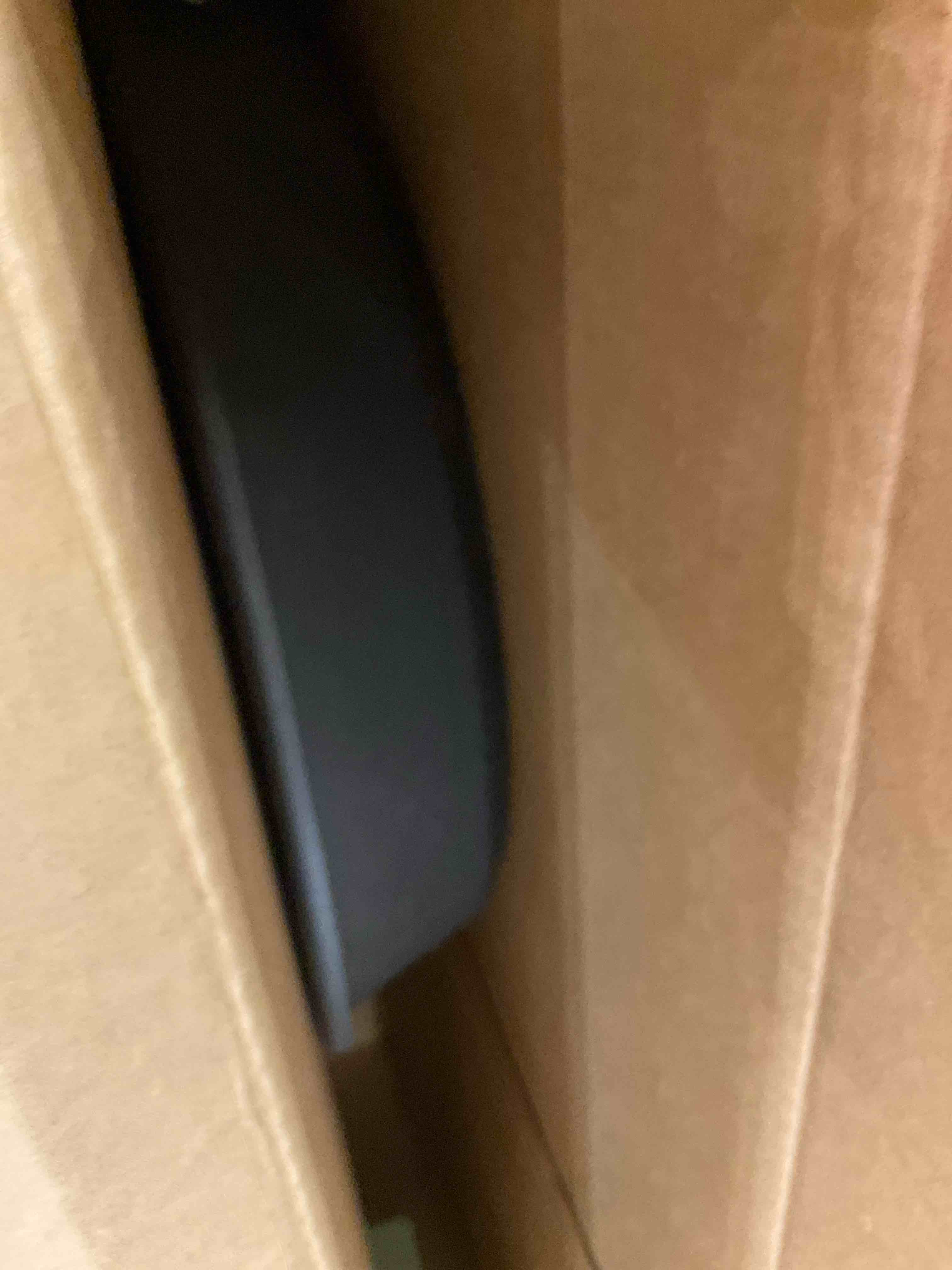 https://s3.amazonaws.com/lotting-images-prod/BargainHunt/EXS01545115_1714670730947.jpeg