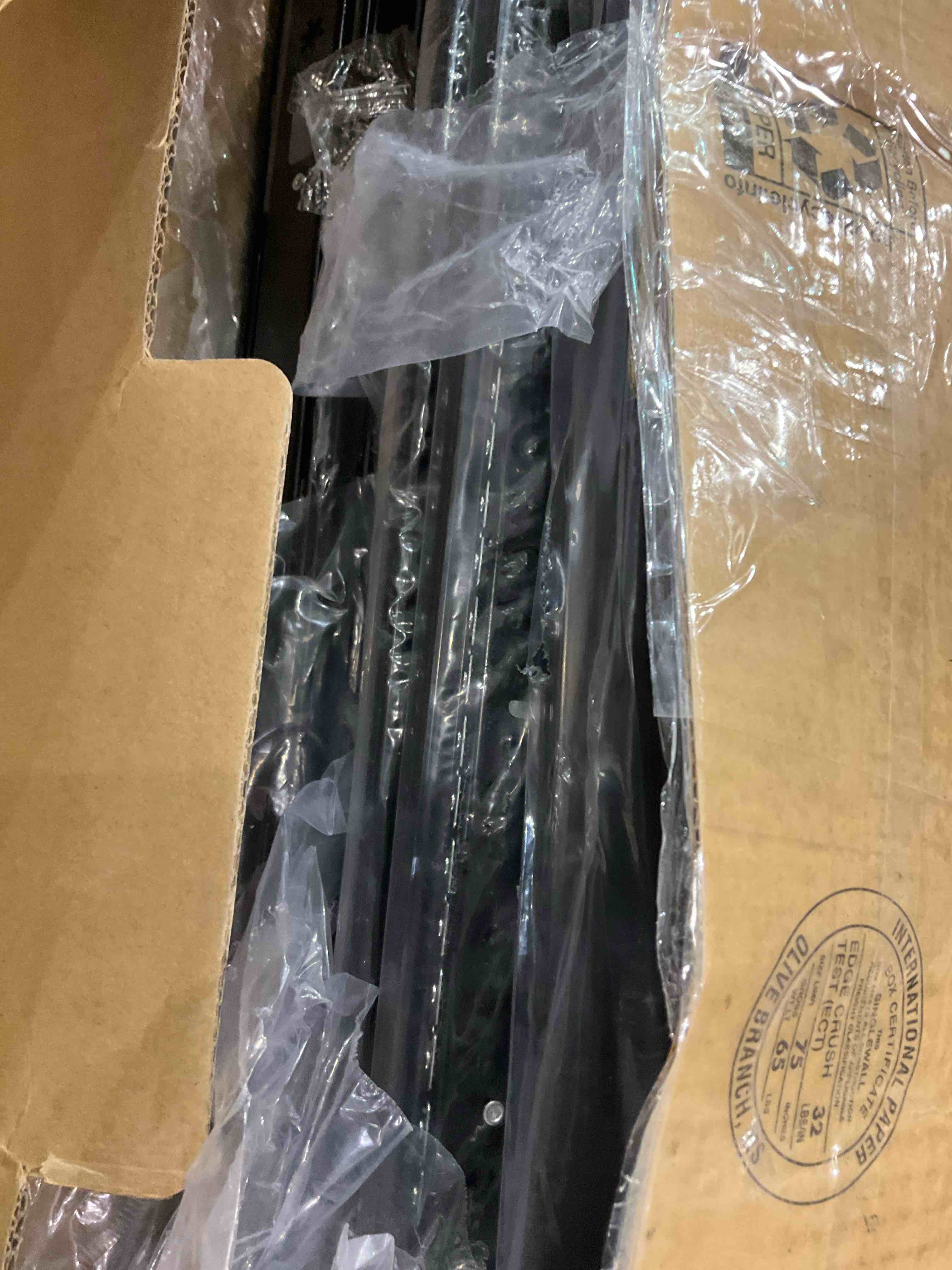 https://s3.amazonaws.com/lotting-images-prod/BargainHunt/EXS01545335_1715003006662.jpeg