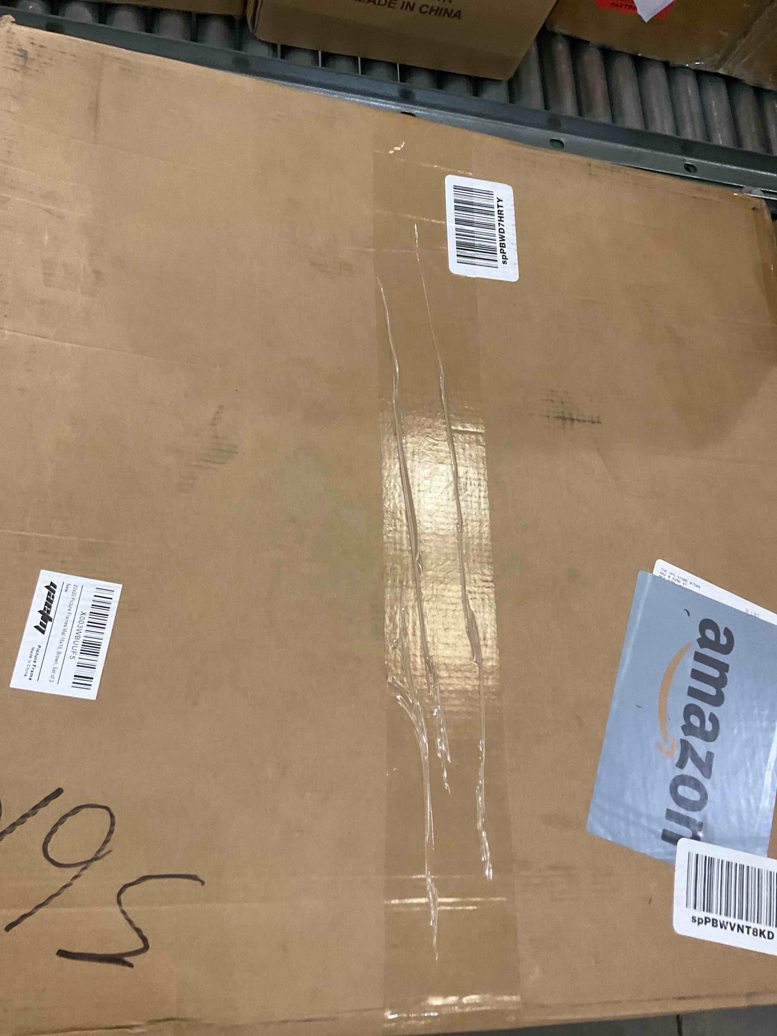 https://s3.amazonaws.com/lotting-images-prod/BargainHunt/EXS01545339_1715003532159.jpeg