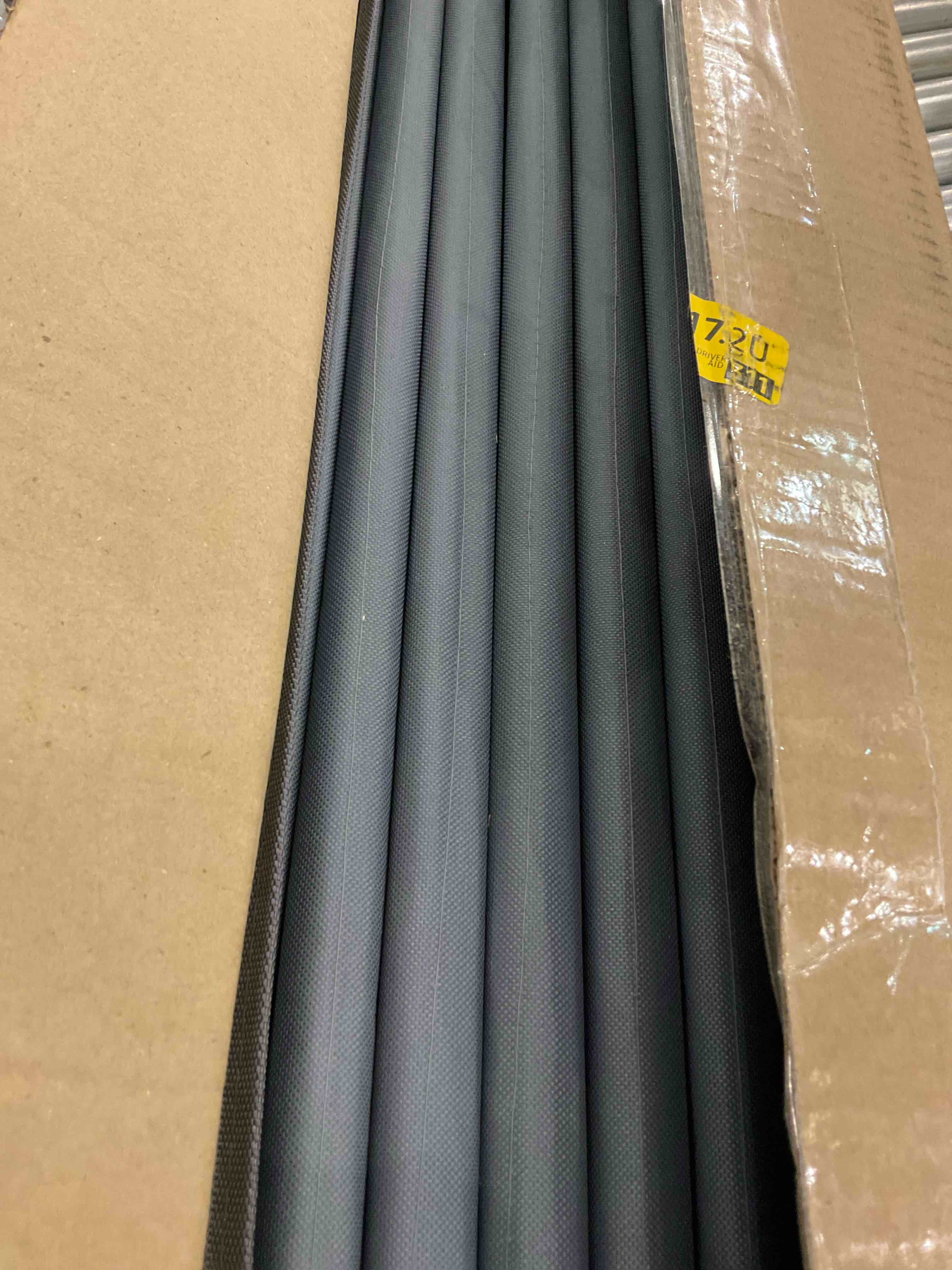 https://s3.amazonaws.com/lotting-images-prod/BargainHunt/EXS01545437_1715084549064.jpeg