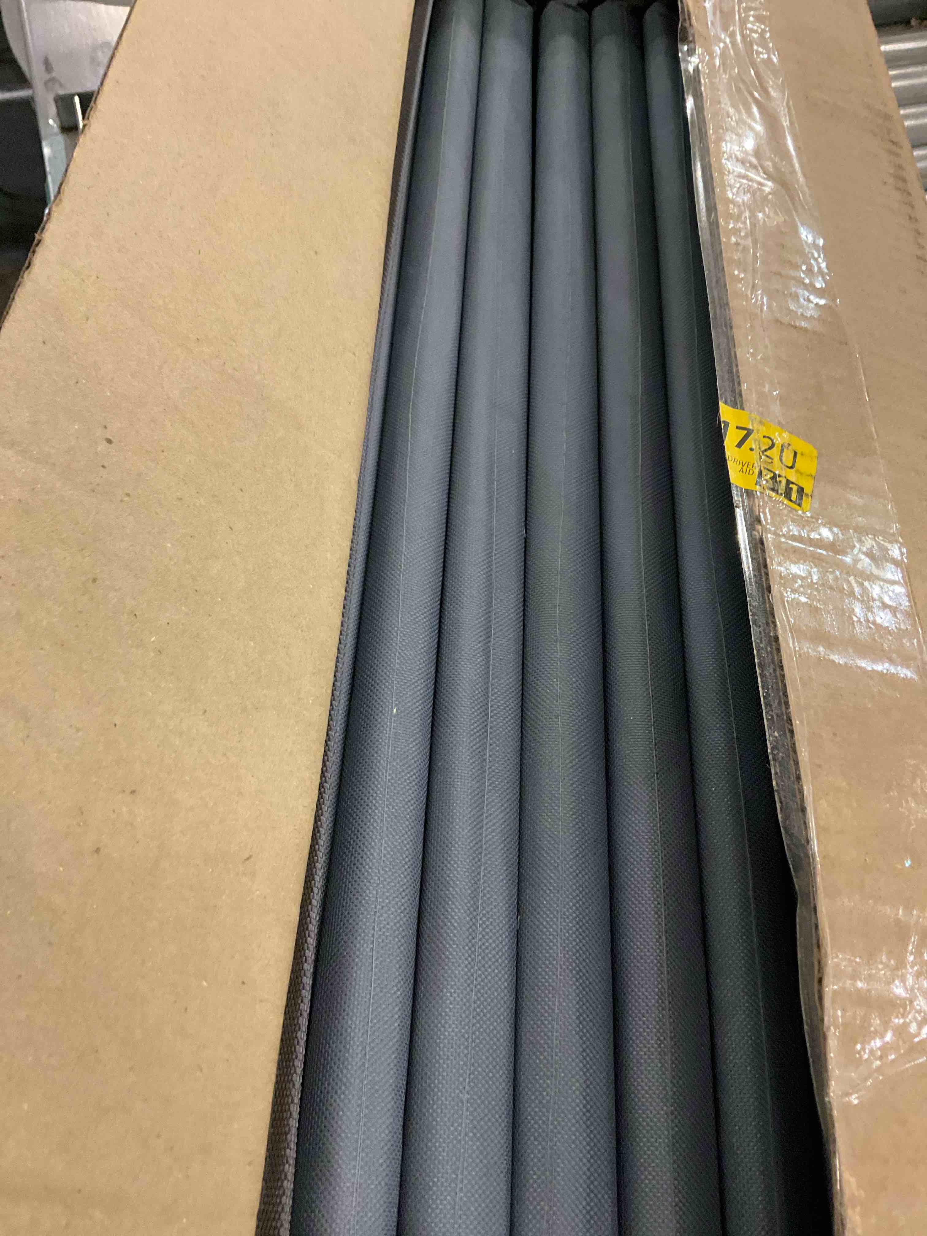 https://s3.amazonaws.com/lotting-images-prod/BargainHunt/EXS01545437_1715084550234.jpeg