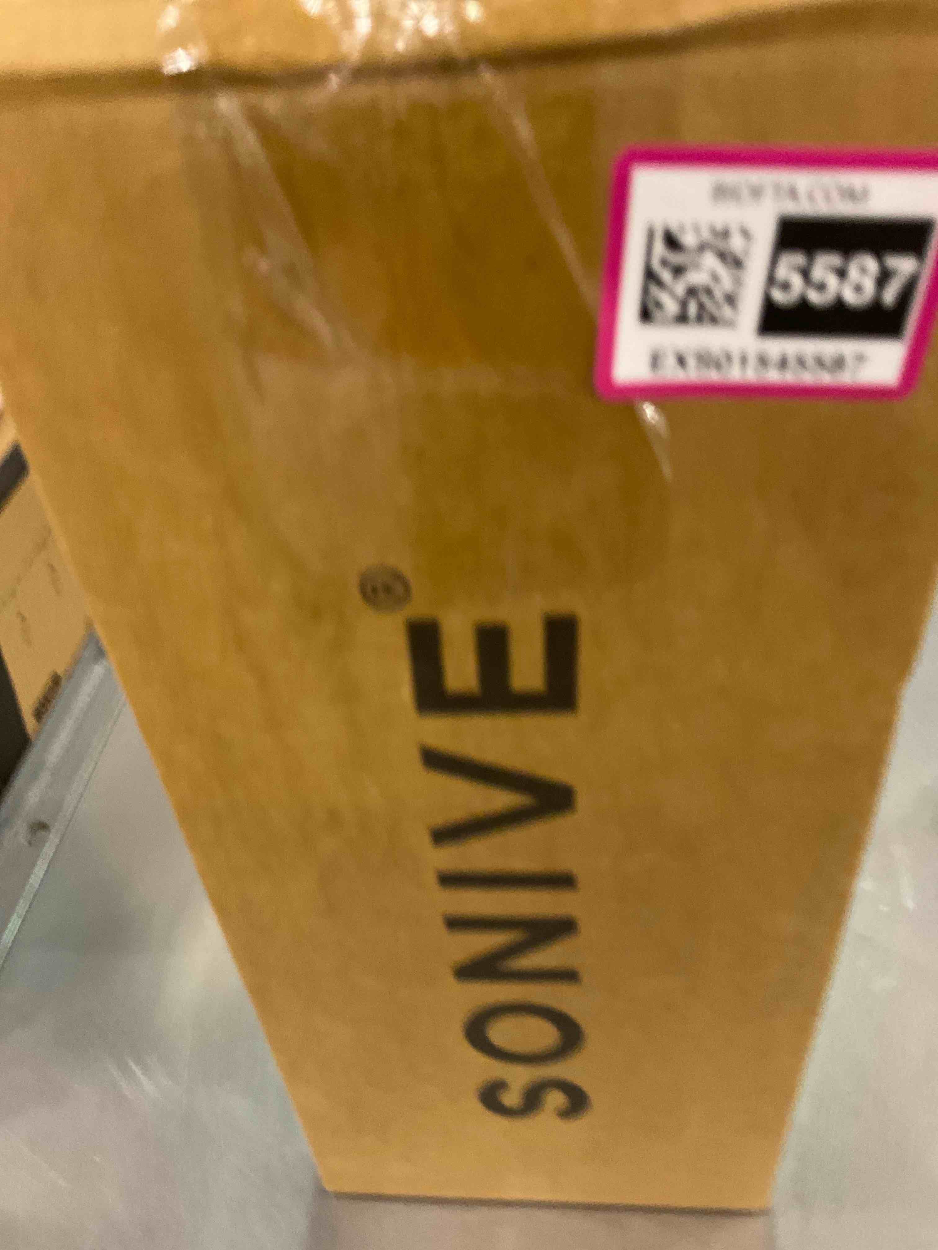 https://s3.amazonaws.com/lotting-images-prod/BargainHunt/EXS01545587_1714997454410.jpeg