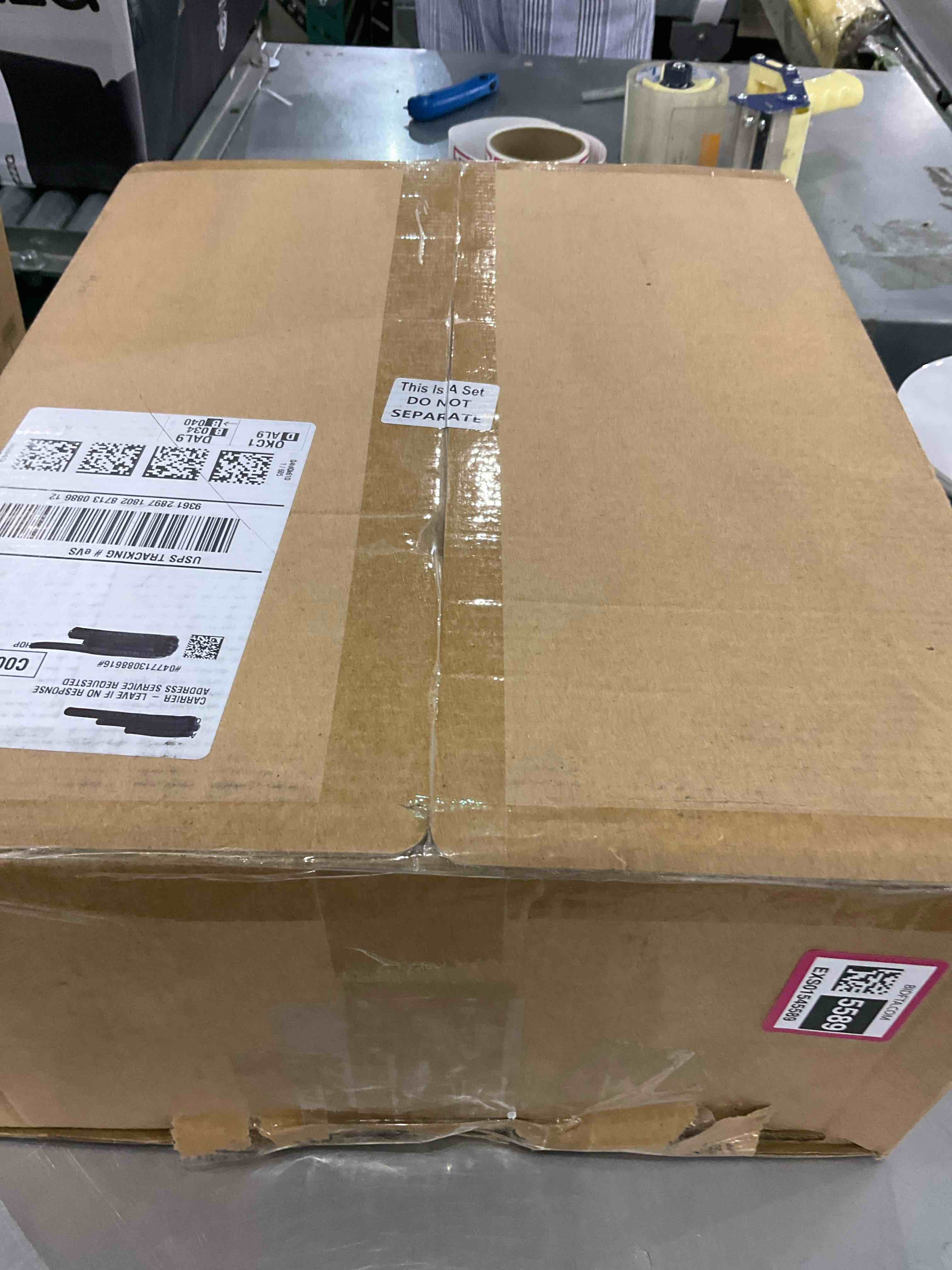 https://s3.amazonaws.com/lotting-images-prod/BargainHunt/EXS01545589_1714997233076.jpeg
