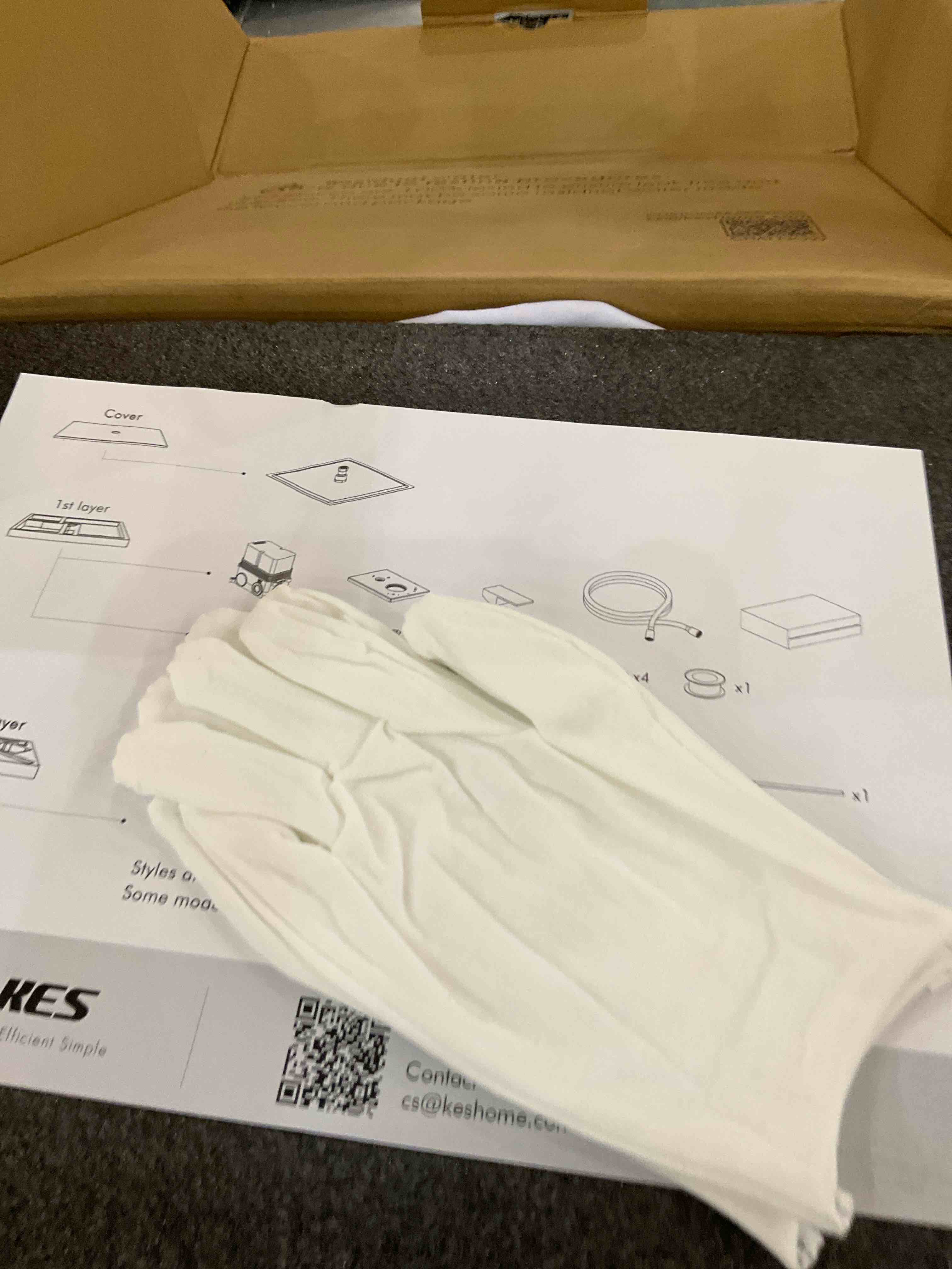 https://s3.amazonaws.com/lotting-images-prod/BargainHunt/EXS01545854_1715188268214.jpeg
