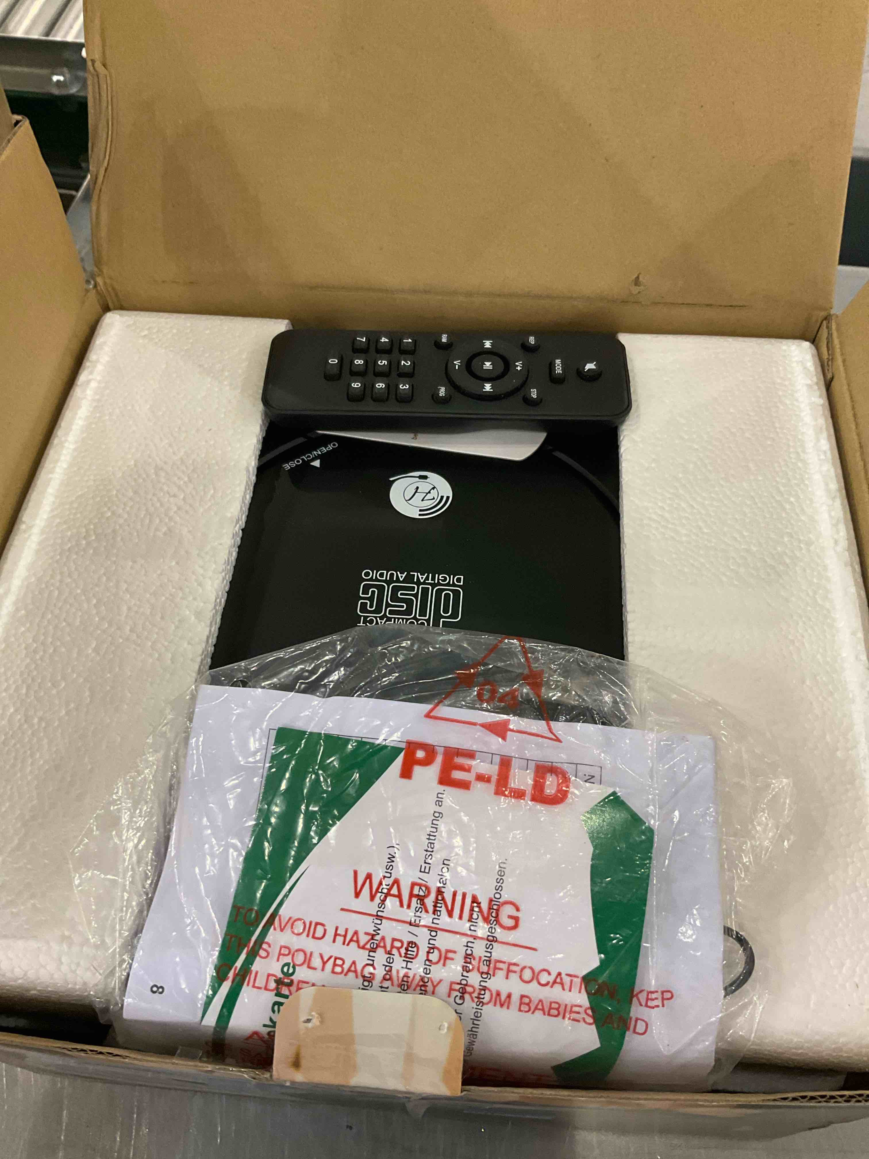 https://s3.amazonaws.com/lotting-images-prod/BargainHunt/EXS01545866_1715256114734.jpeg