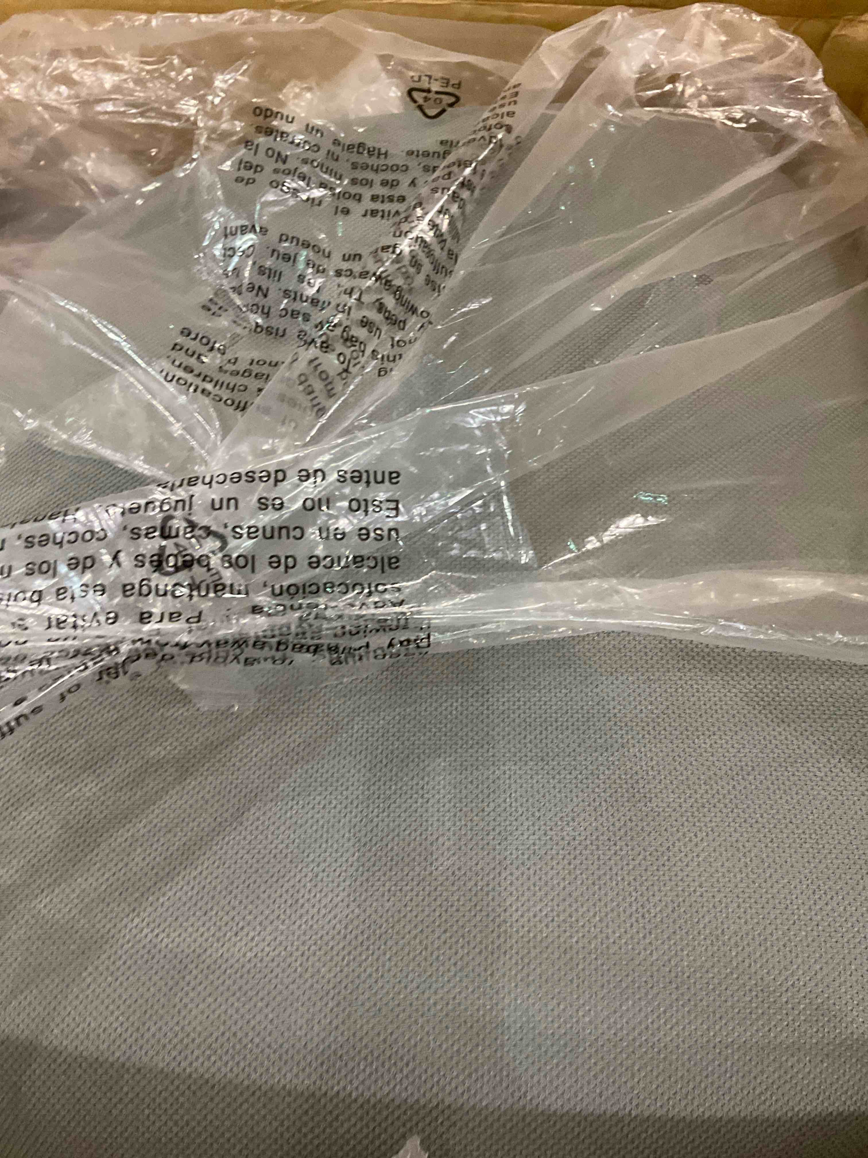 https://s3.amazonaws.com/lotting-images-prod/BargainHunt/EXS01545963_1715339707456.jpeg
