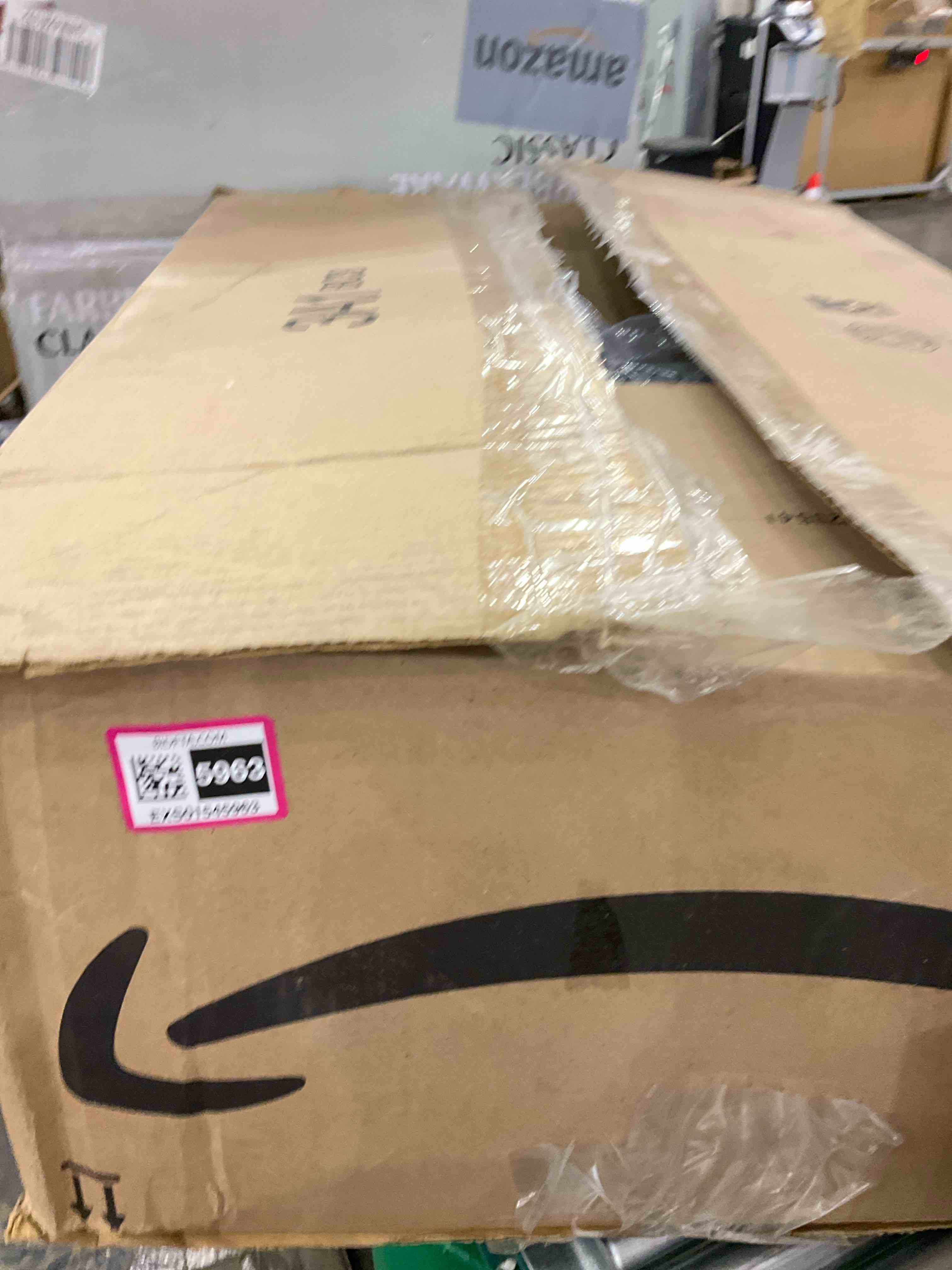 https://s3.amazonaws.com/lotting-images-prod/BargainHunt/EXS01545963_1715339747297.jpeg