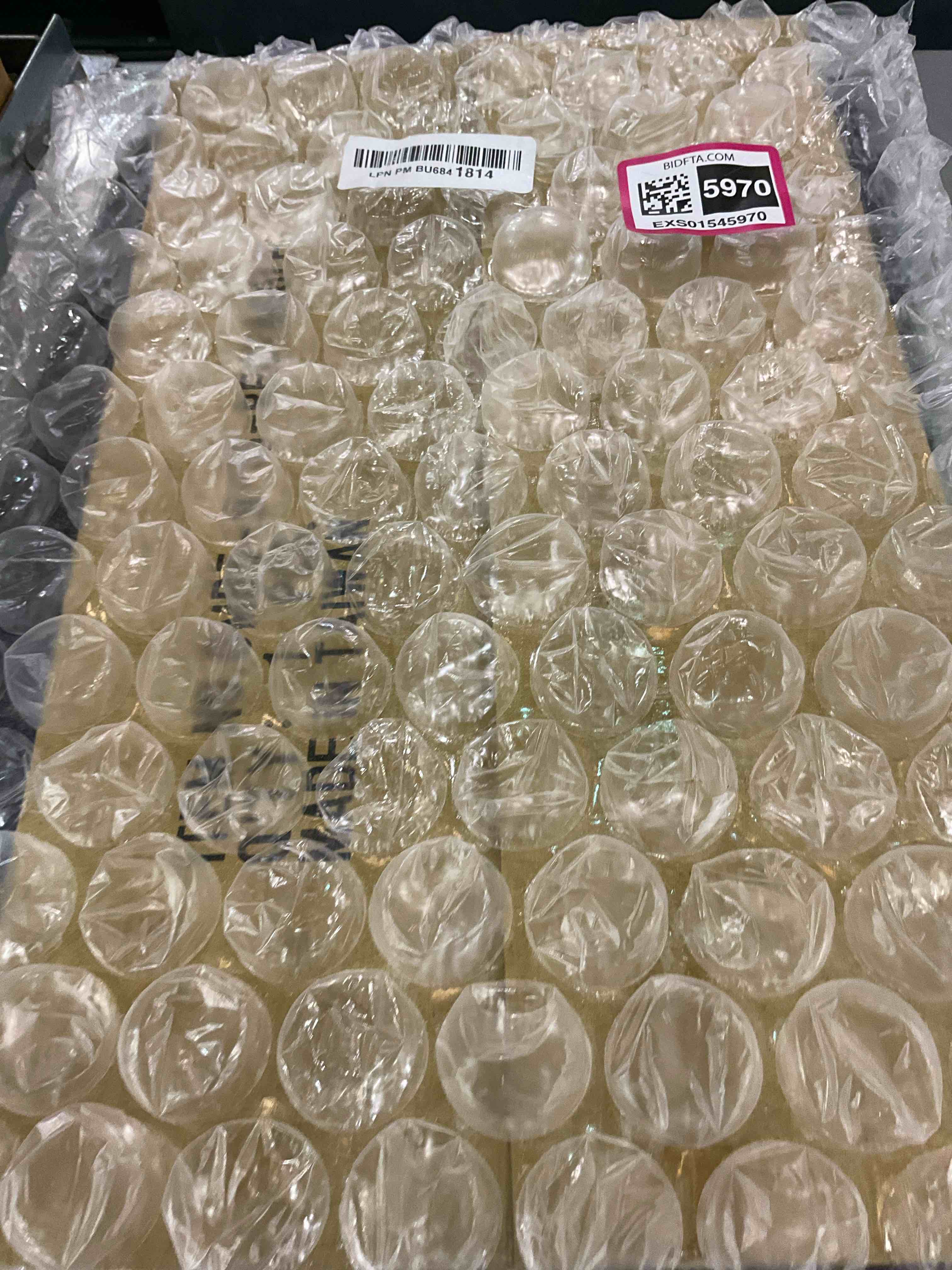 https://s3.amazonaws.com/lotting-images-prod/BargainHunt/EXS01545970_1715347886378.jpeg