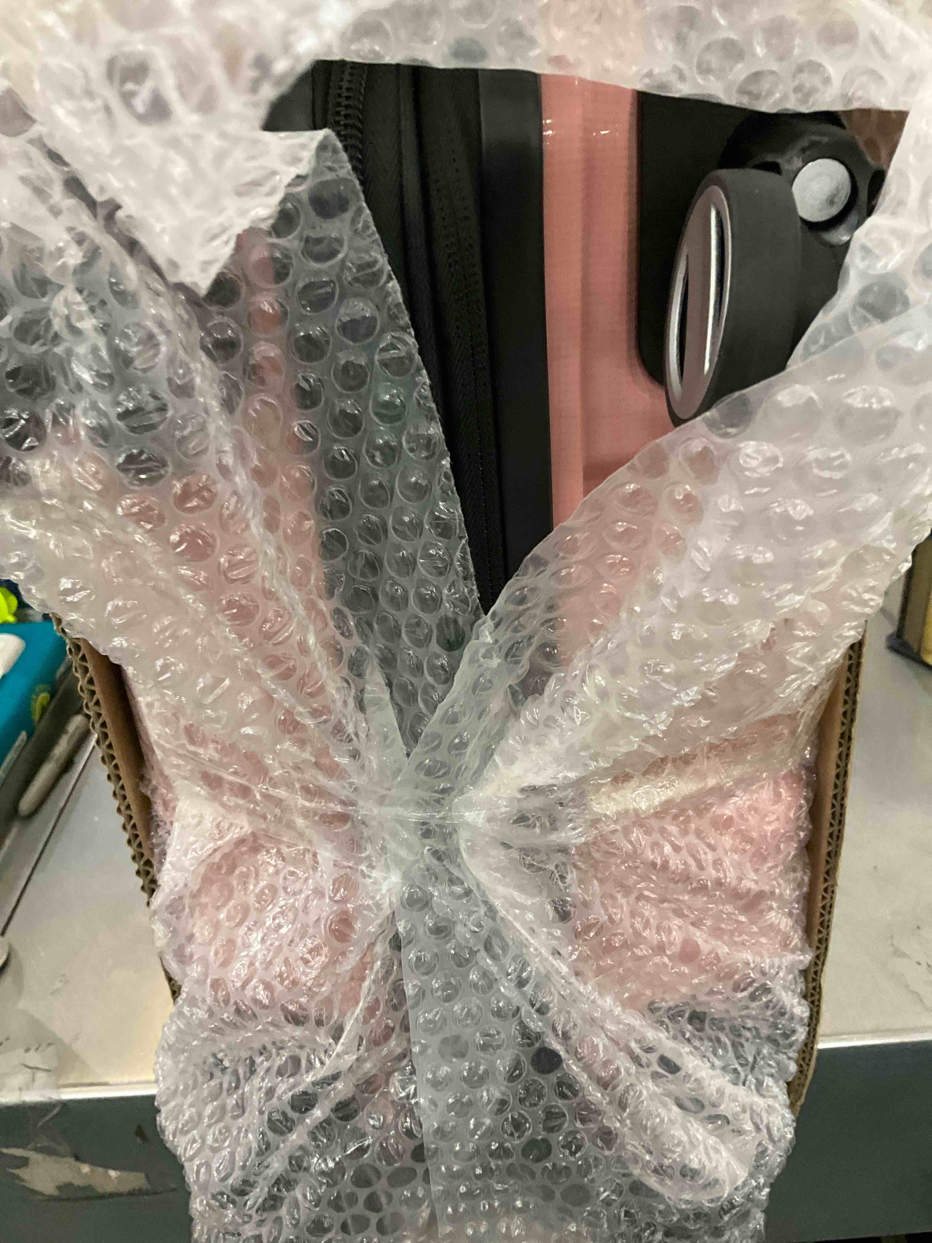 https://s3.amazonaws.com/lotting-images-prod/BargainHunt/EXS01546113_1714486630358.jpeg
