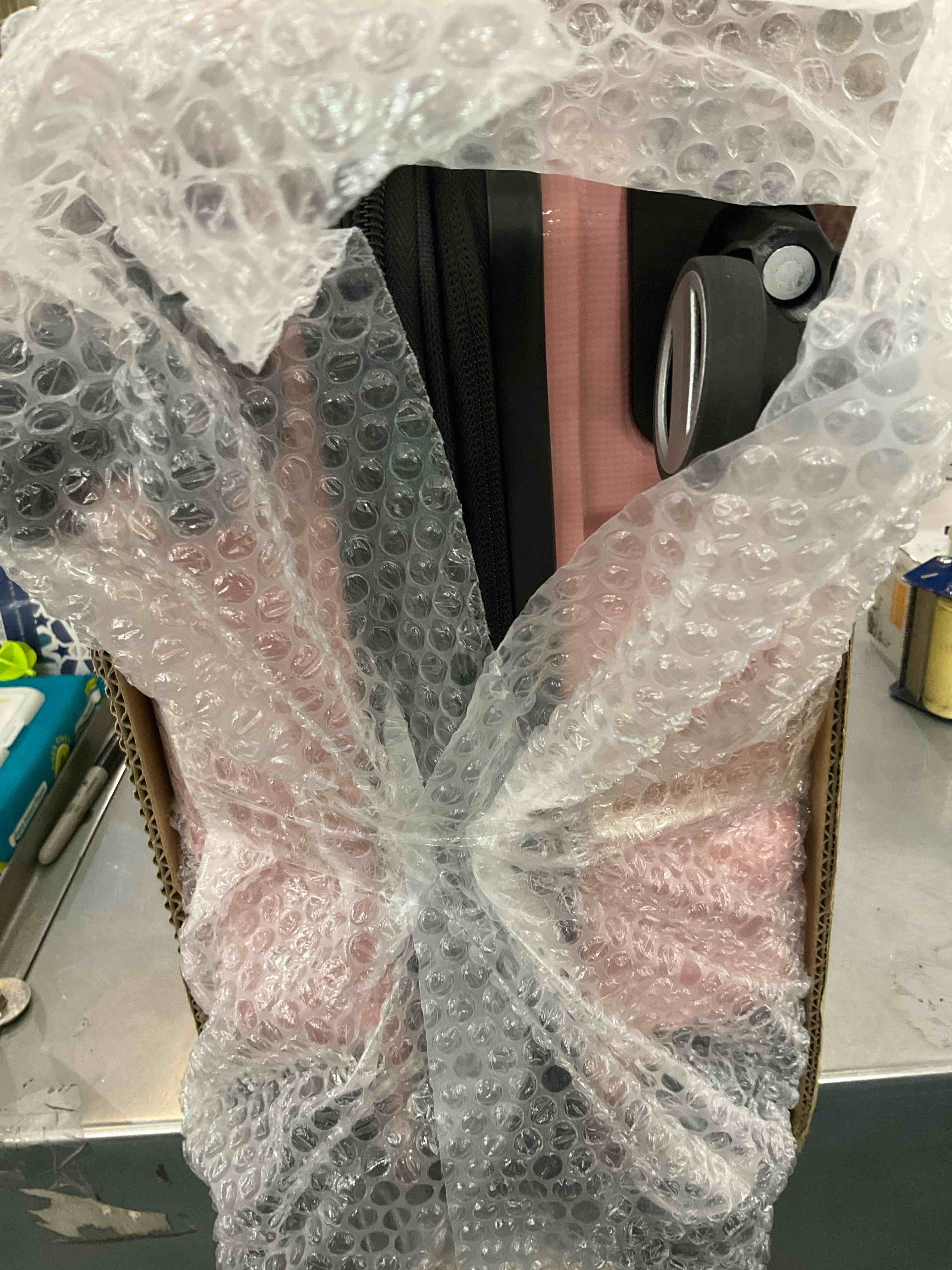 https://s3.amazonaws.com/lotting-images-prod/BargainHunt/EXS01546113_1714486631492.jpeg