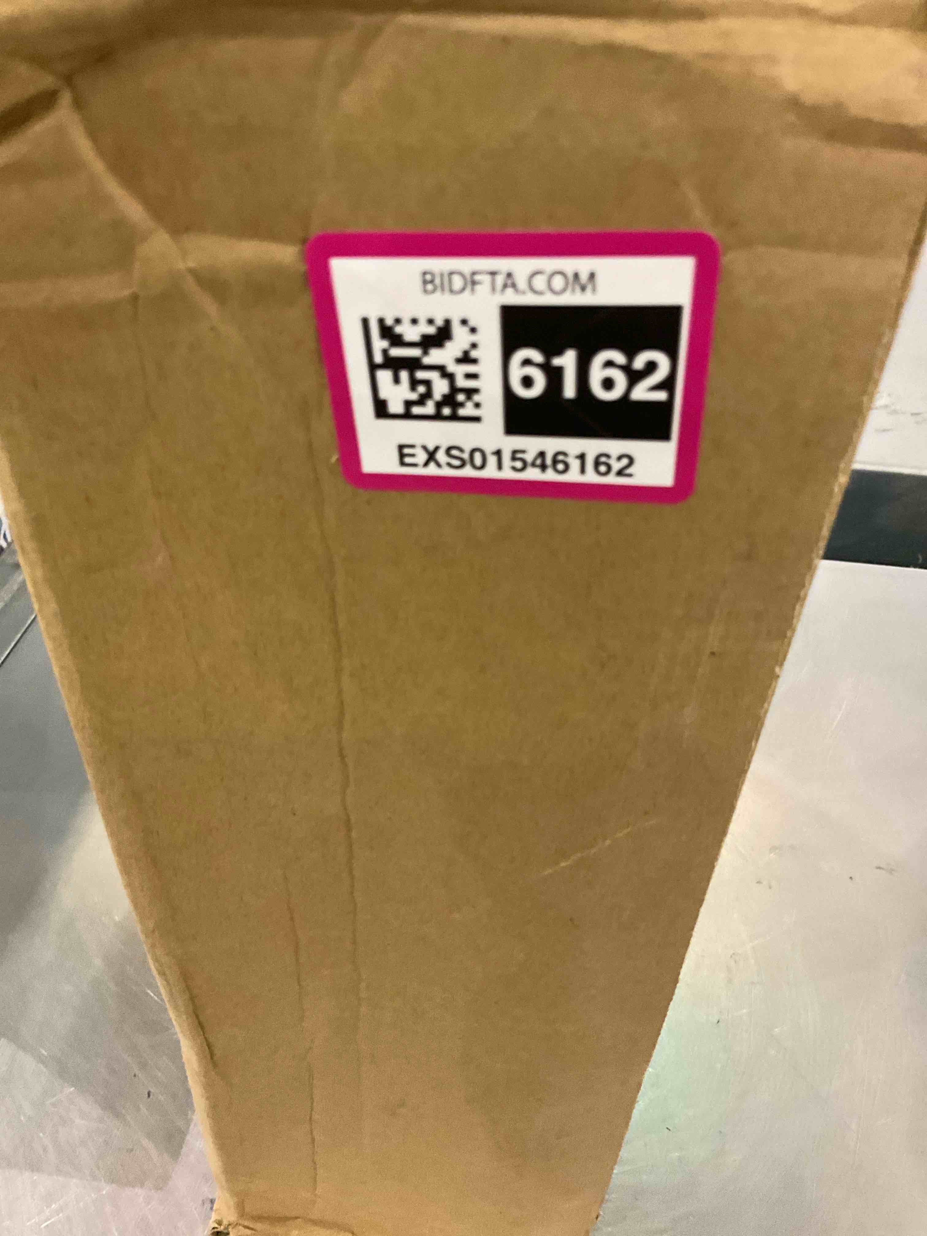https://s3.amazonaws.com/lotting-images-prod/BargainHunt/EXS01546162_1714502918968.jpeg