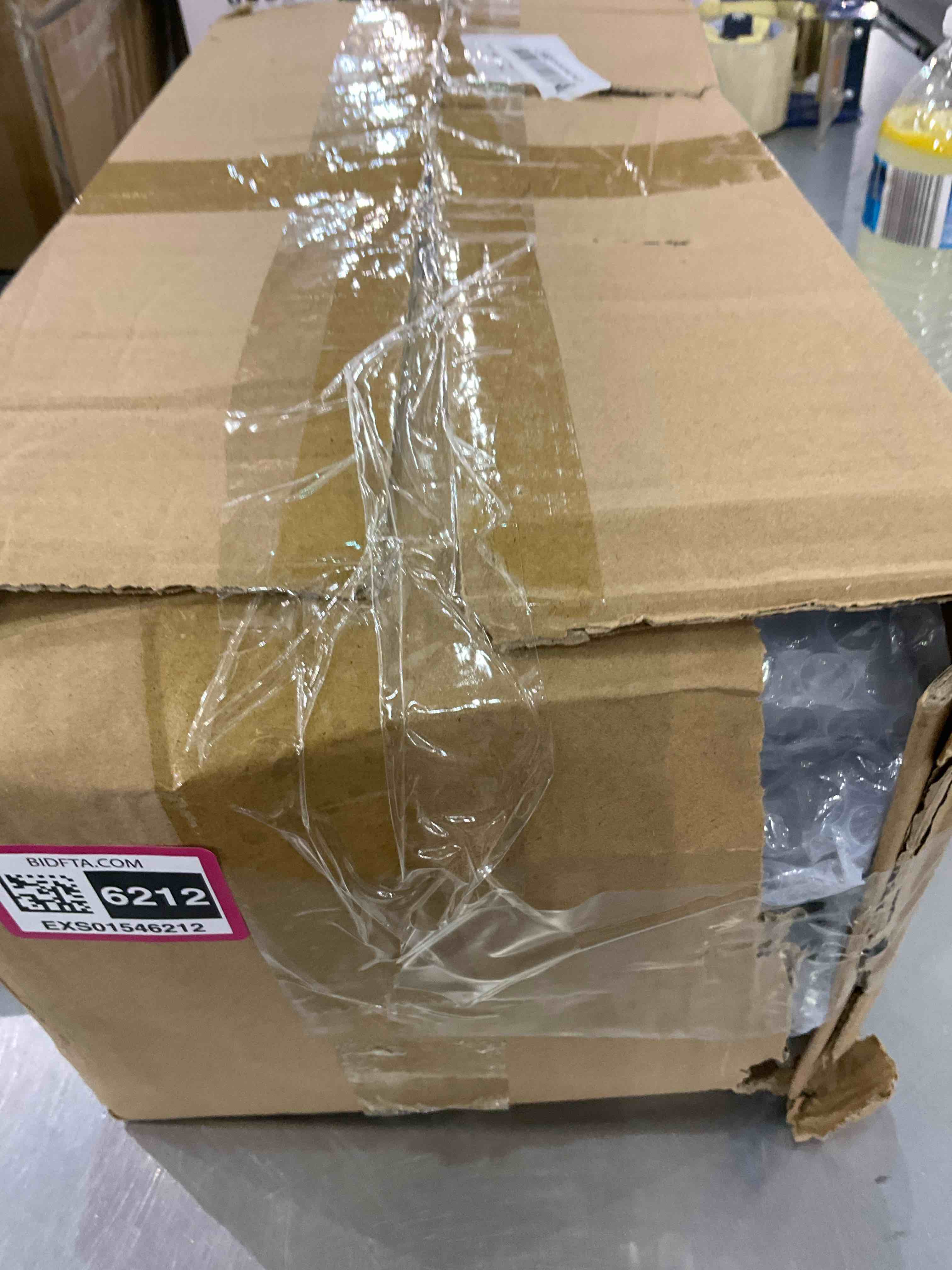 https://s3.amazonaws.com/lotting-images-prod/BargainHunt/EXS01546212_1714564798780.jpeg