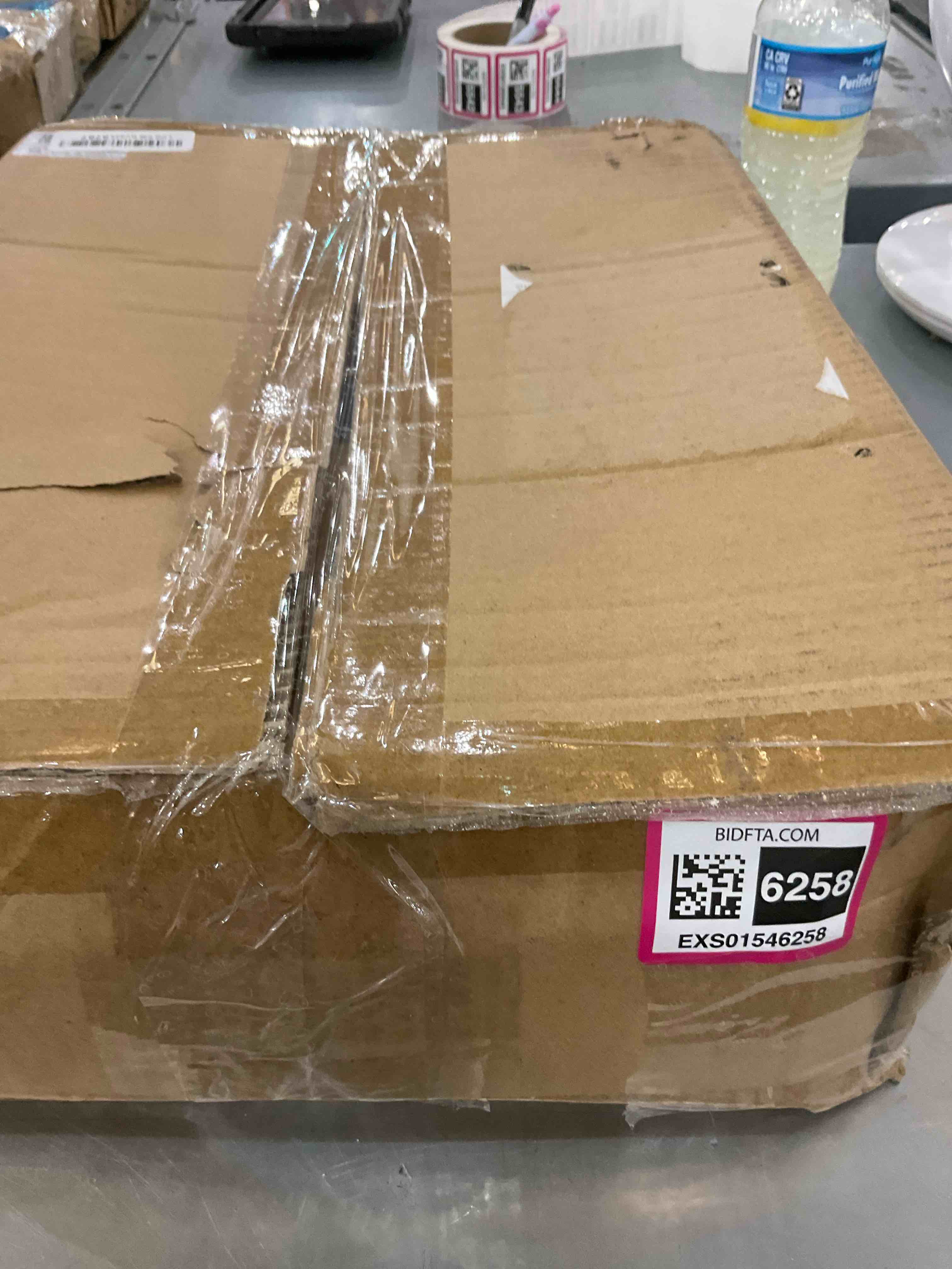 https://s3.amazonaws.com/lotting-images-prod/BargainHunt/EXS01546258_1714575620491.jpeg