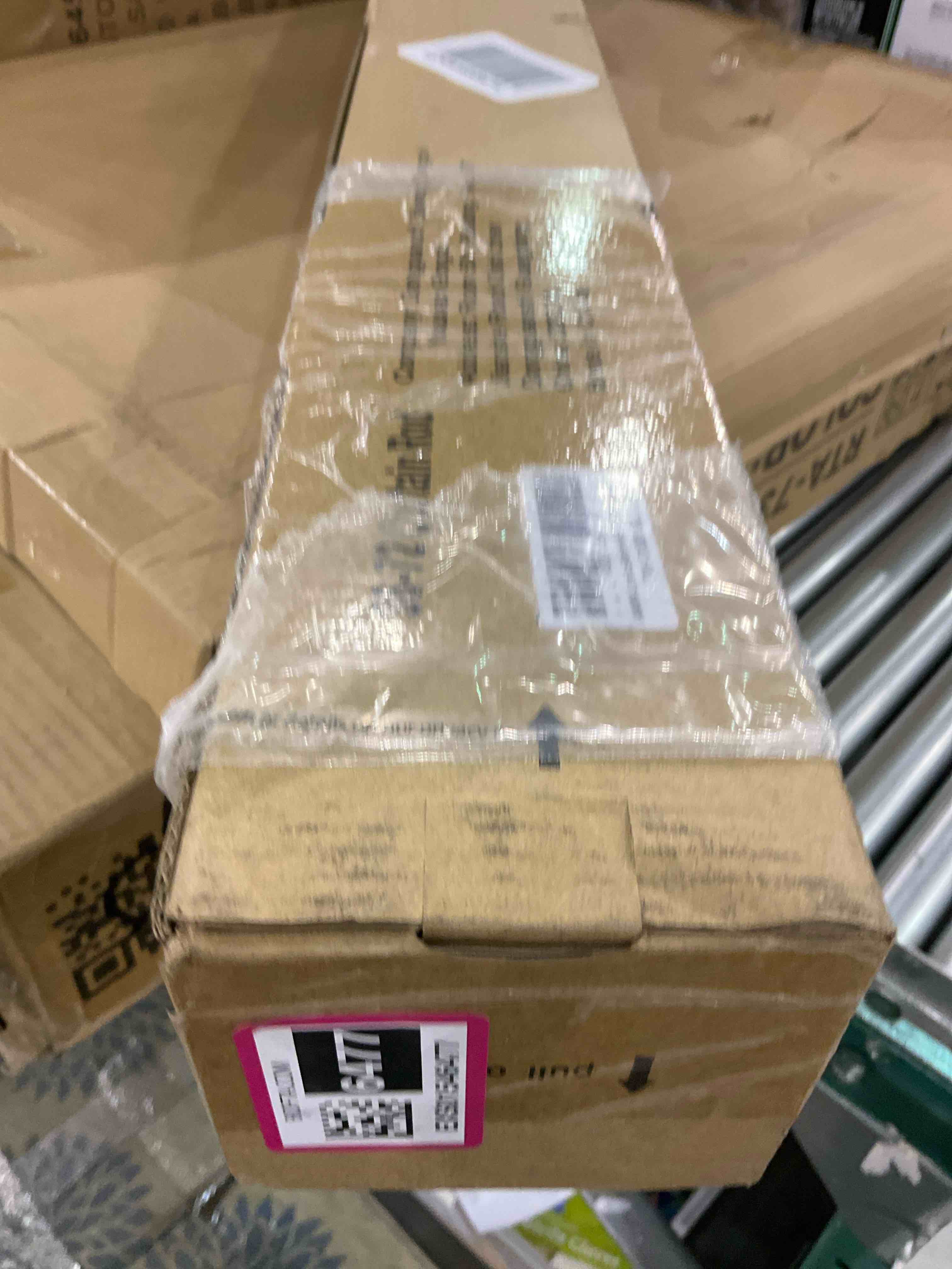 https://s3.amazonaws.com/lotting-images-prod/BargainHunt/EXS01546477_1714737210851.jpeg